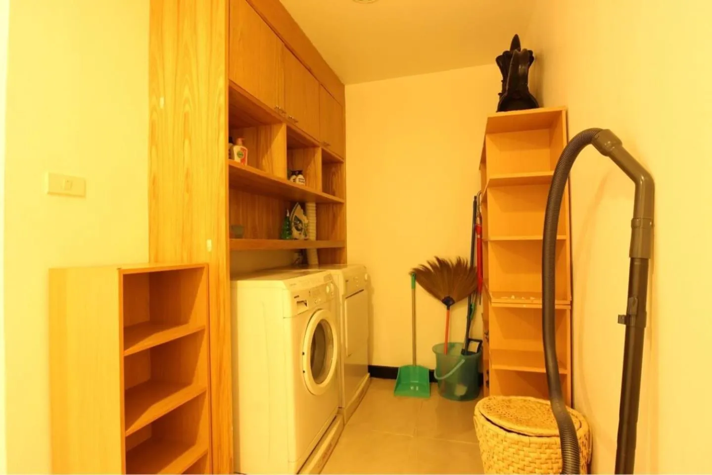 washing machine in Serena Sathorn Suites