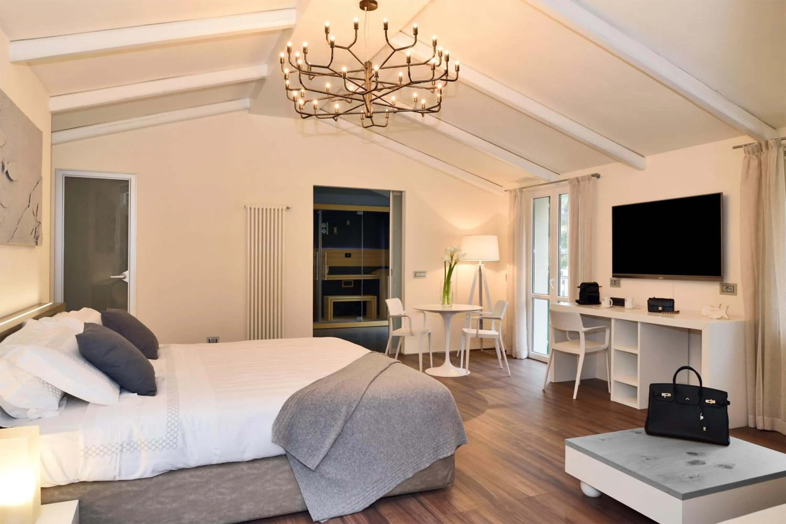 Bed in Terra Prime Suite