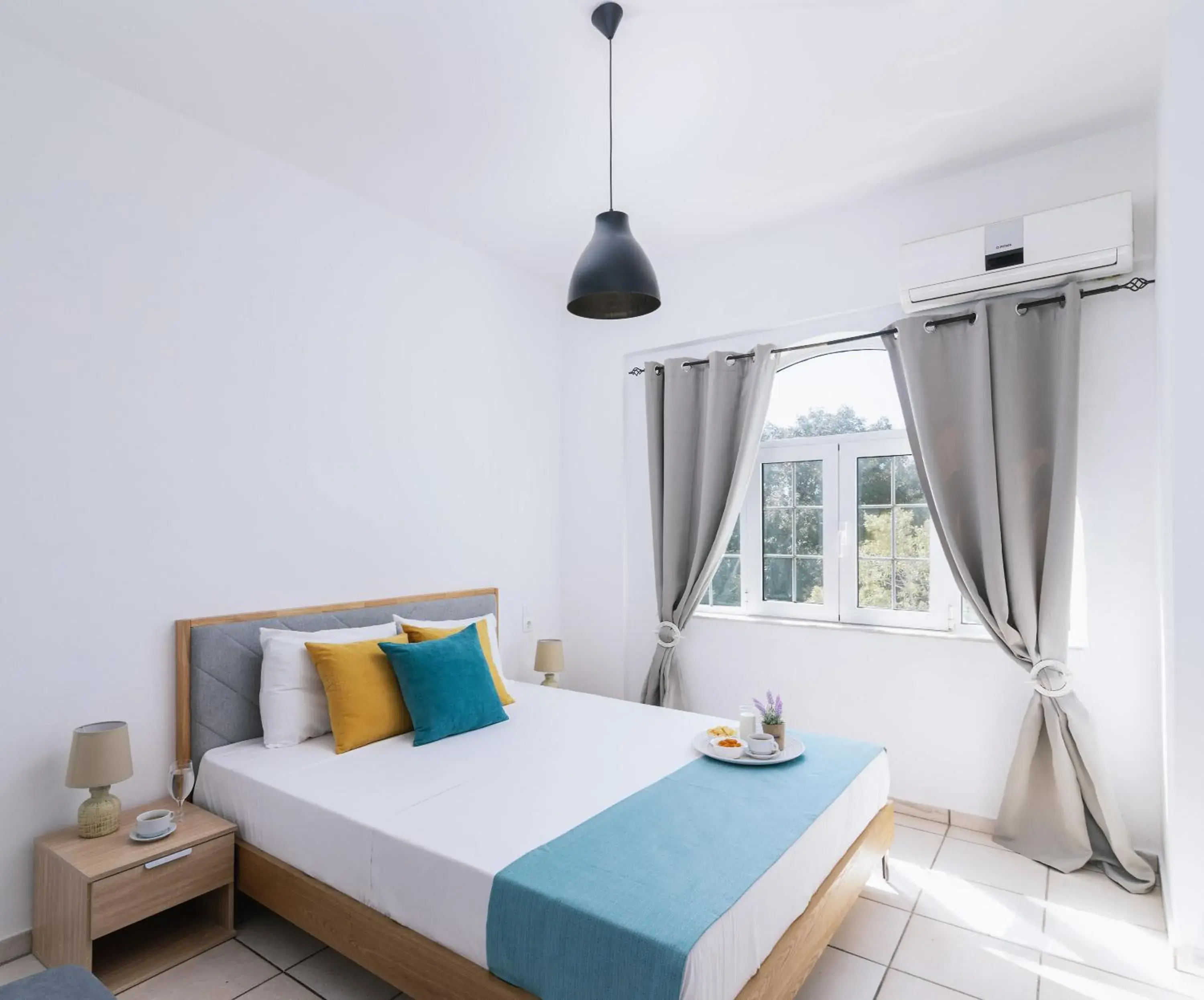 Apartment with Mountain View in Ermis Luxury Suites & Apartments Apartment with Mountain View in Ermis Luxury Suites & Apartments