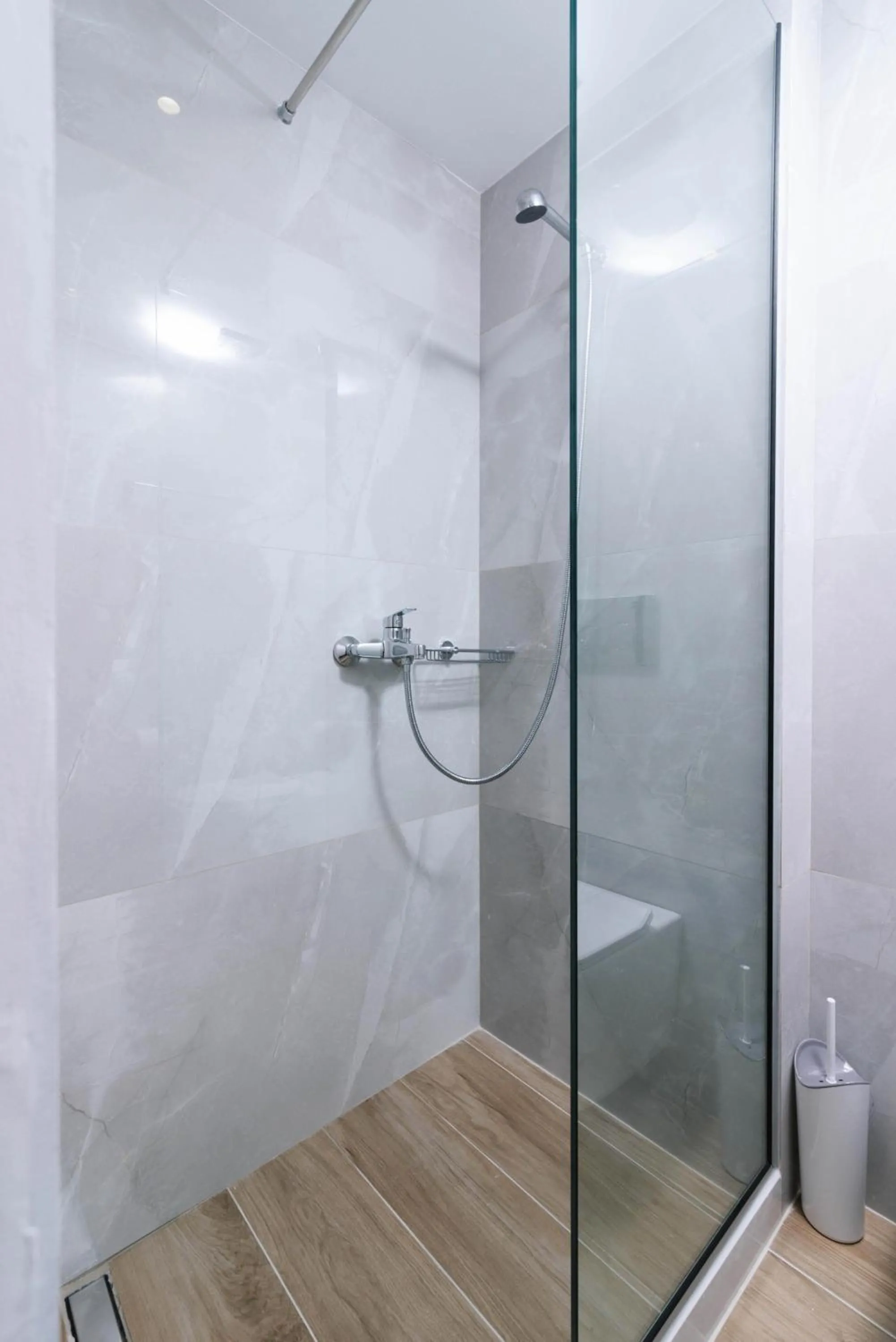 Shower in Ermis Luxury Suites & Apartments