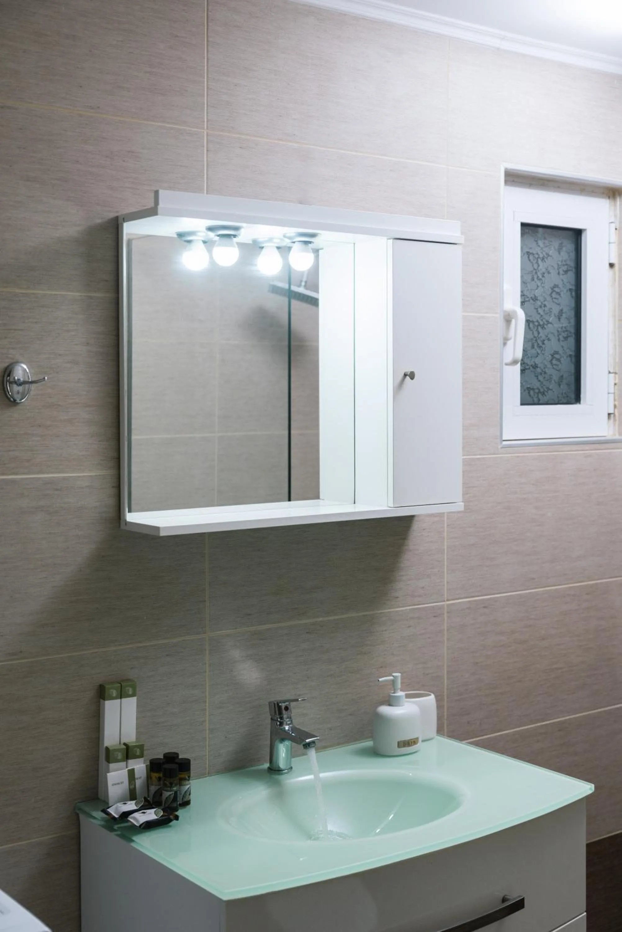 Bathroom in Ermis Luxury Suites & Apartments