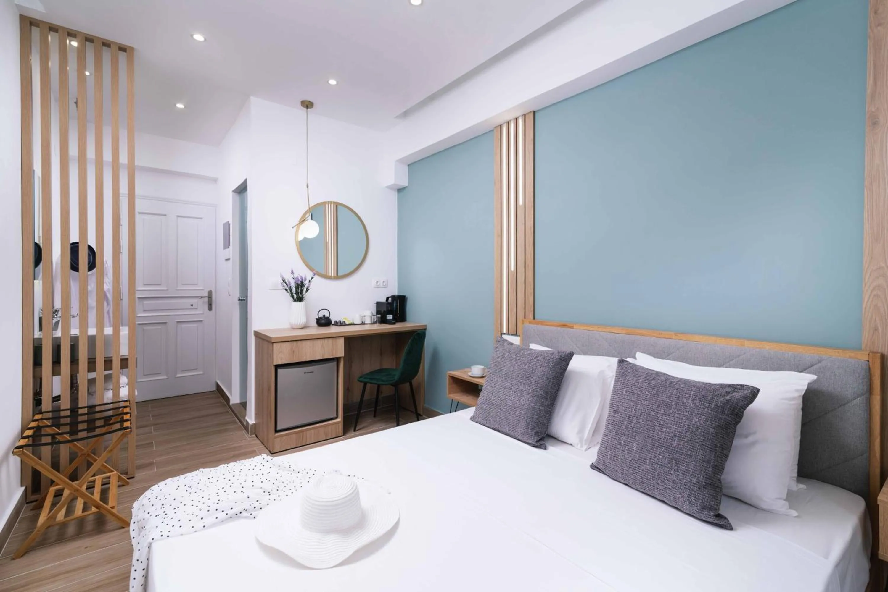 Bed in Ermis Luxury Suites & Apartments