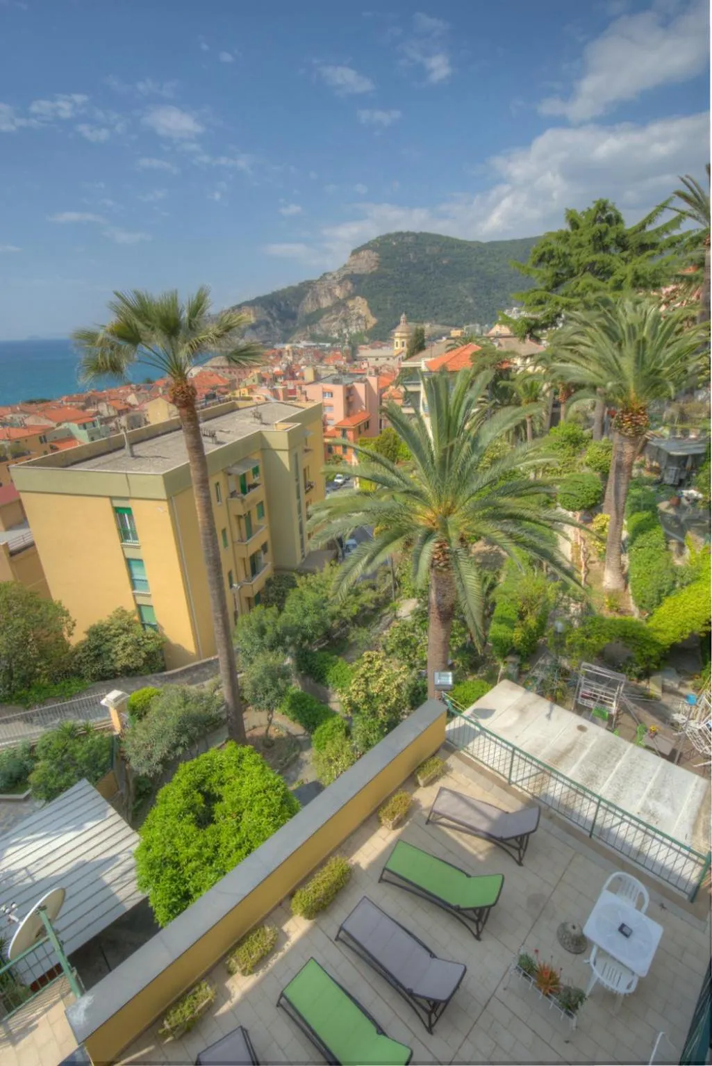 Bird's eye view in Hotel Deutsche Familien