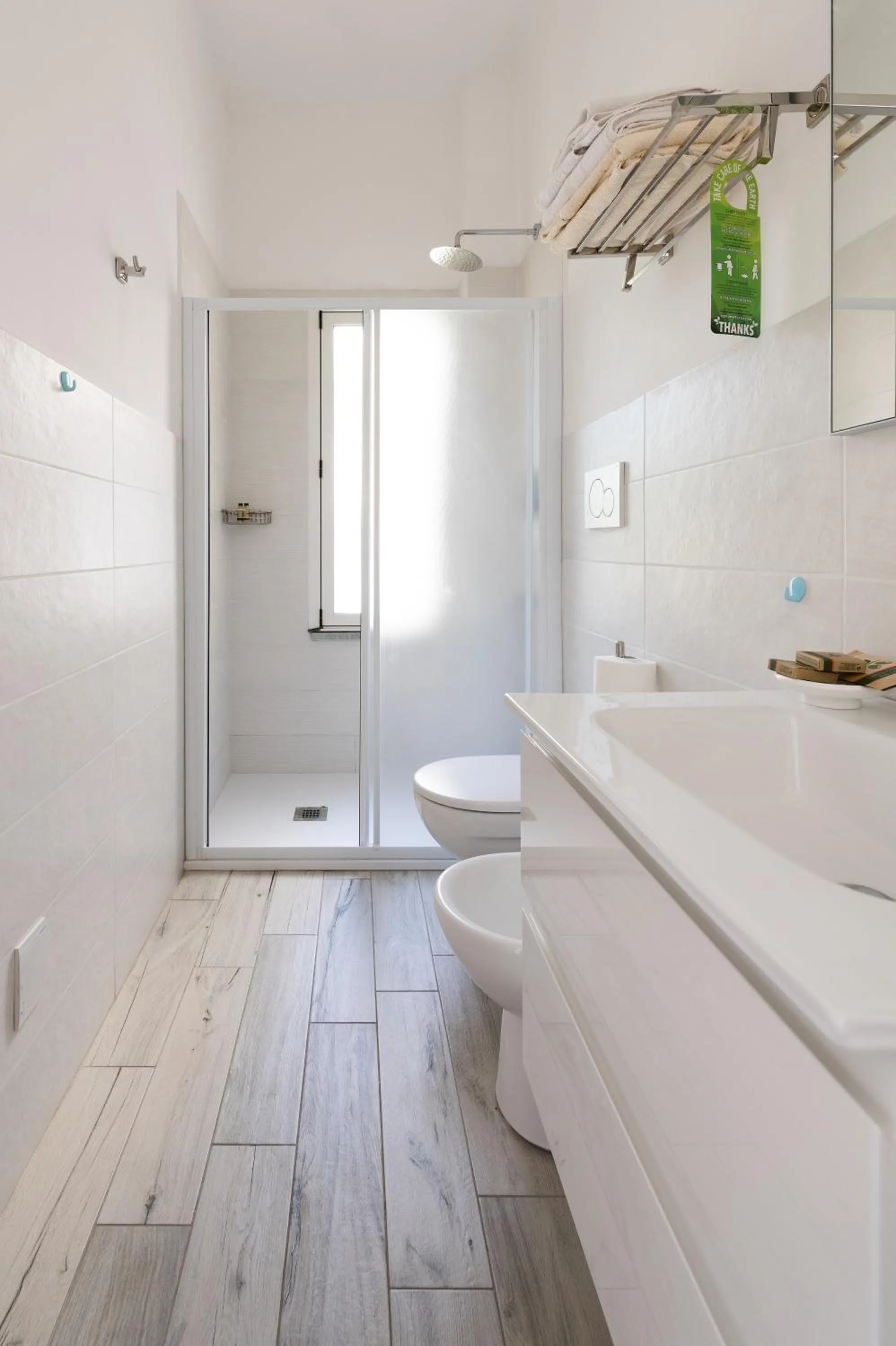 Shower in Hotel Deutsche Familien