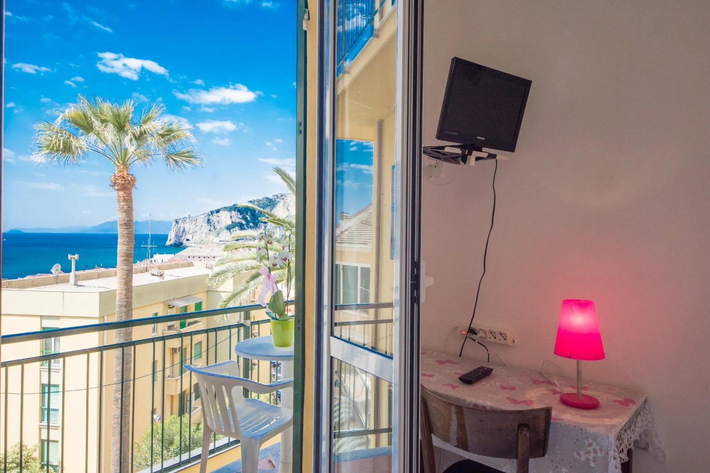 TV and multimedia in Hotel Deutsche Familien