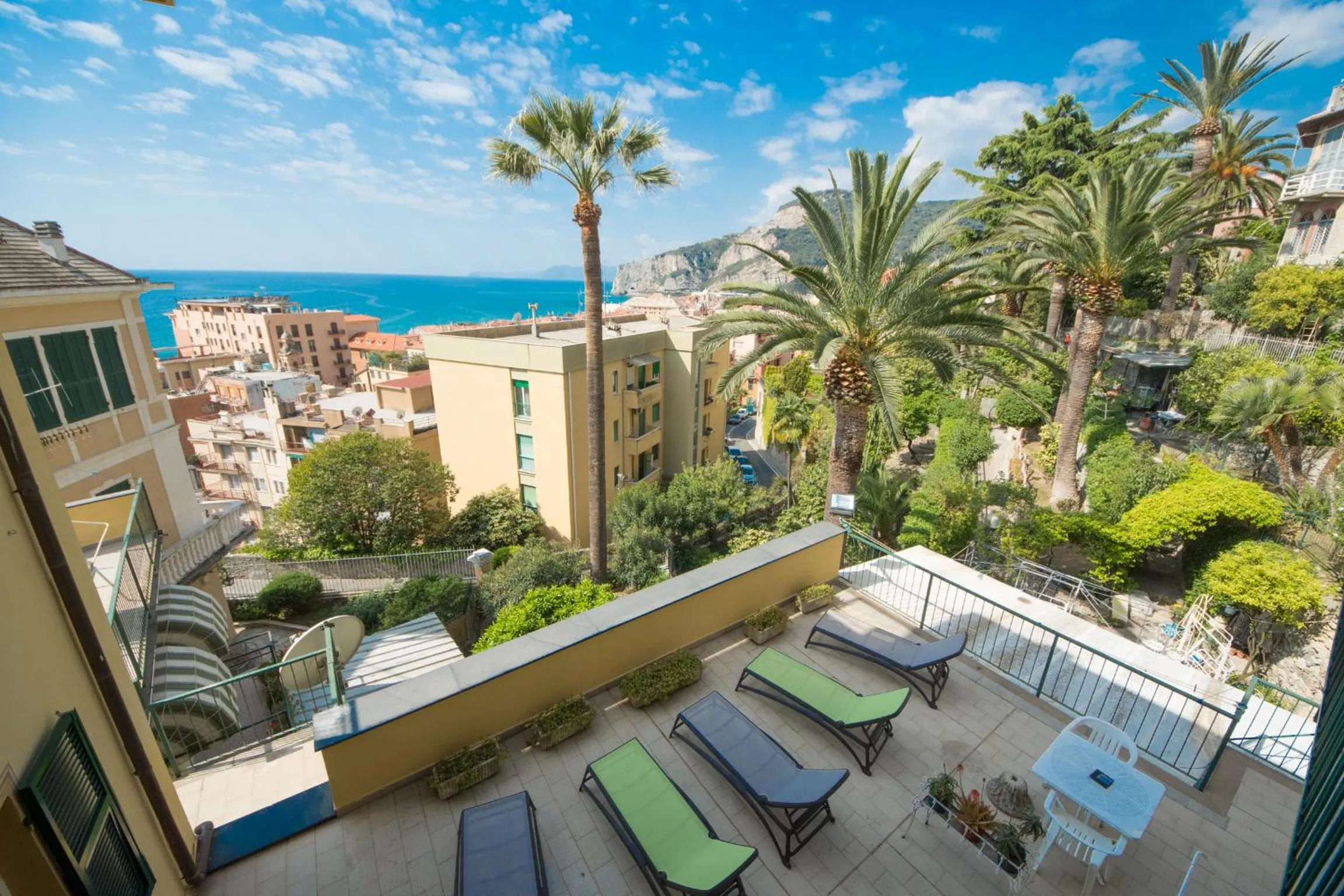 Balcony/Terrace in Hotel Deutsche Familien