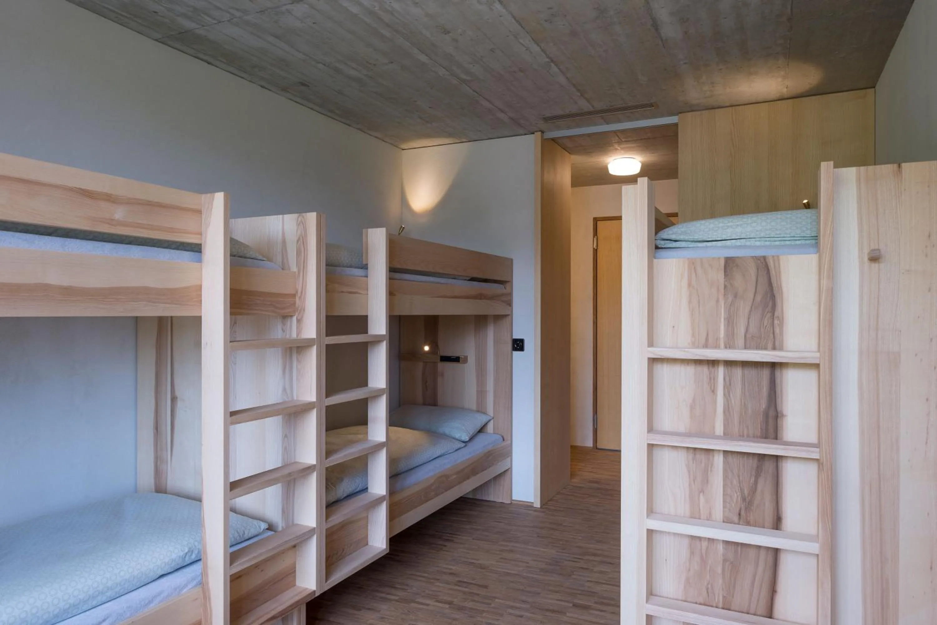 Photo of the whole room, Bed in Saanen Gstaad Youth Hostel
