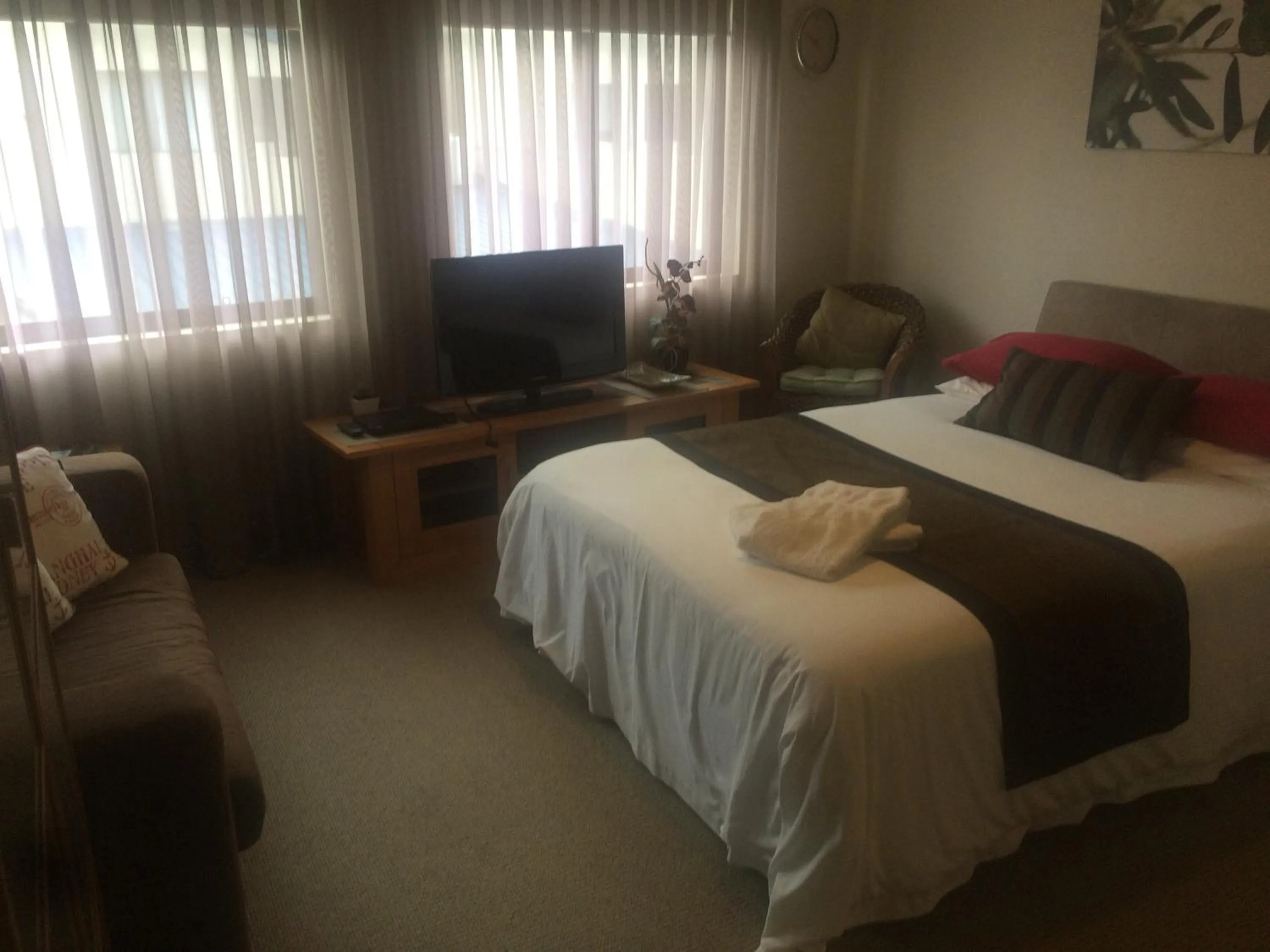 Bed in Breakwater Short Stay