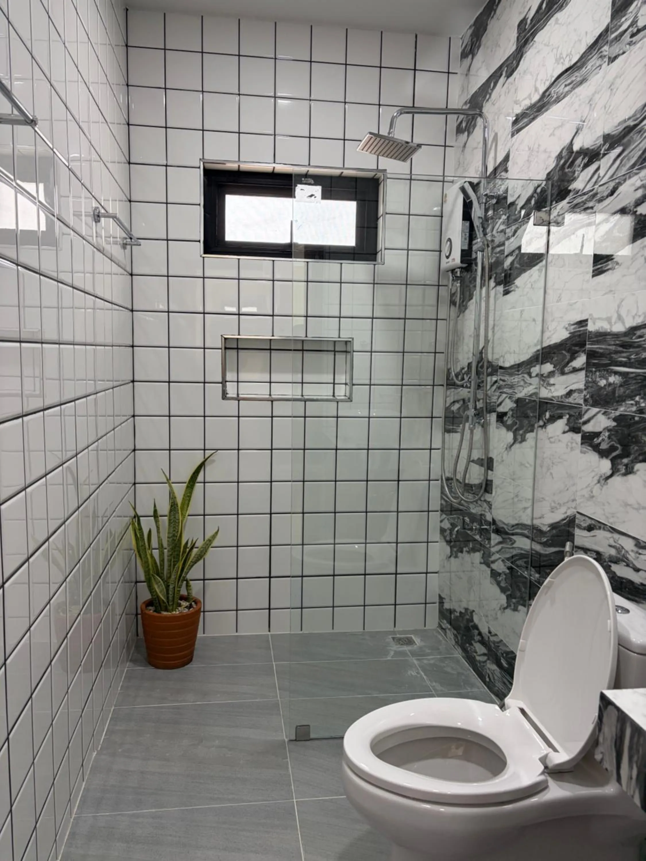 Pinky Bungalows Resort & Villa