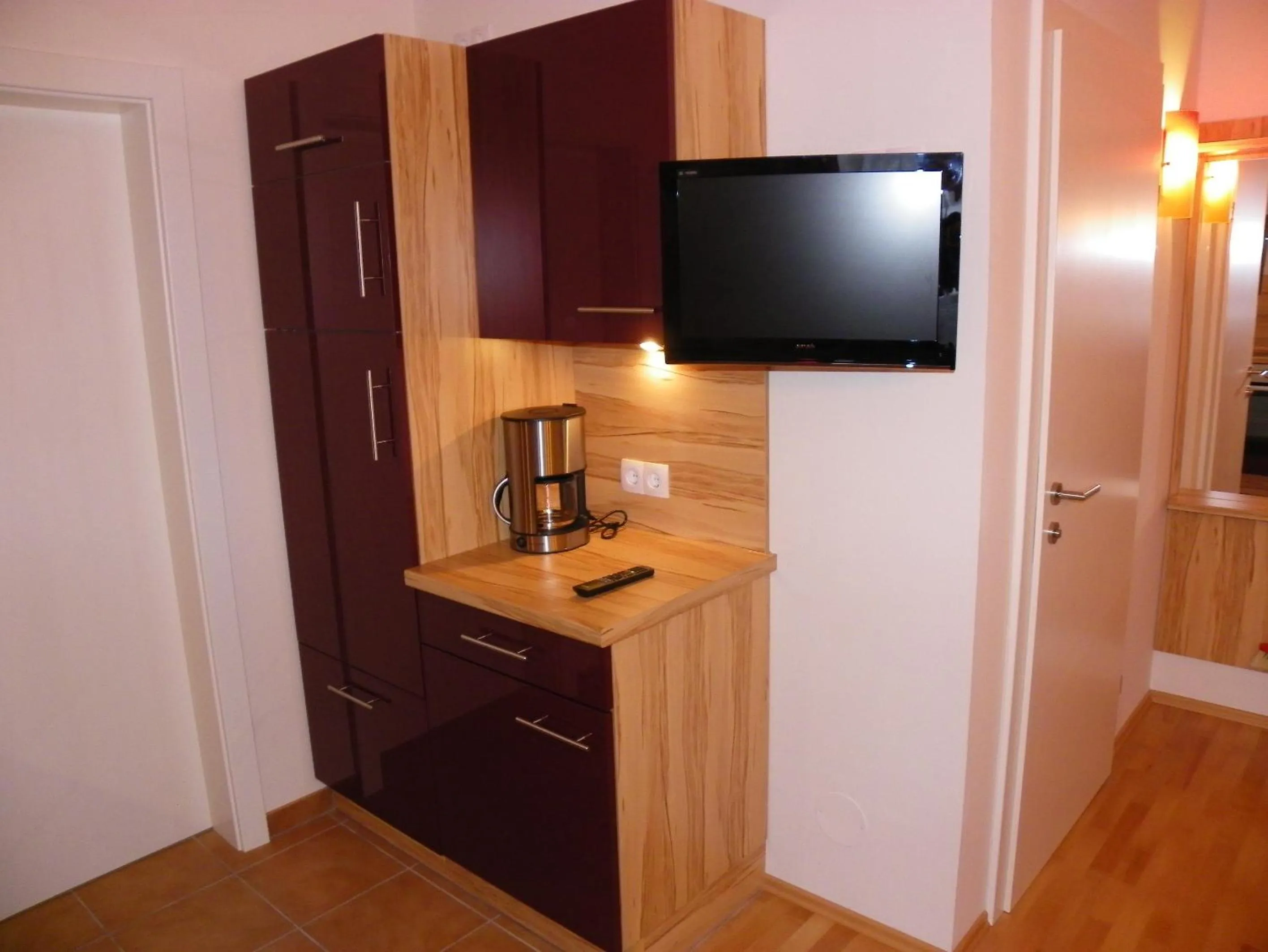 Kitchen or kitchenette in Ferienwohnung Ski-Hans