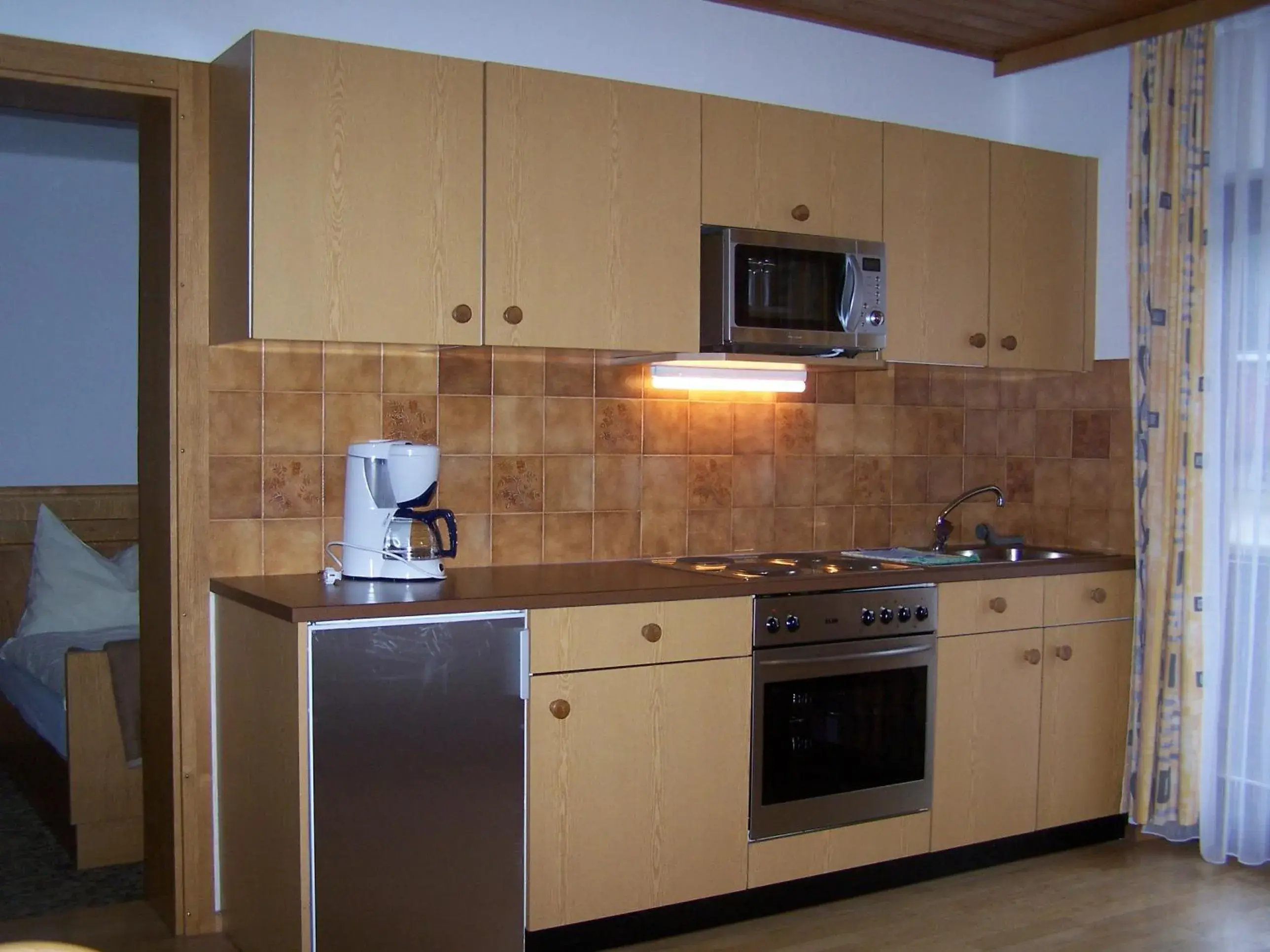 One-Bedroom Apartment with Balcony (4 Adults) in Ferienwohnung Ski-Hans One-Bedroom Apartment with Balcony (4 Adults) in Ferienwohnung Ski-Hans