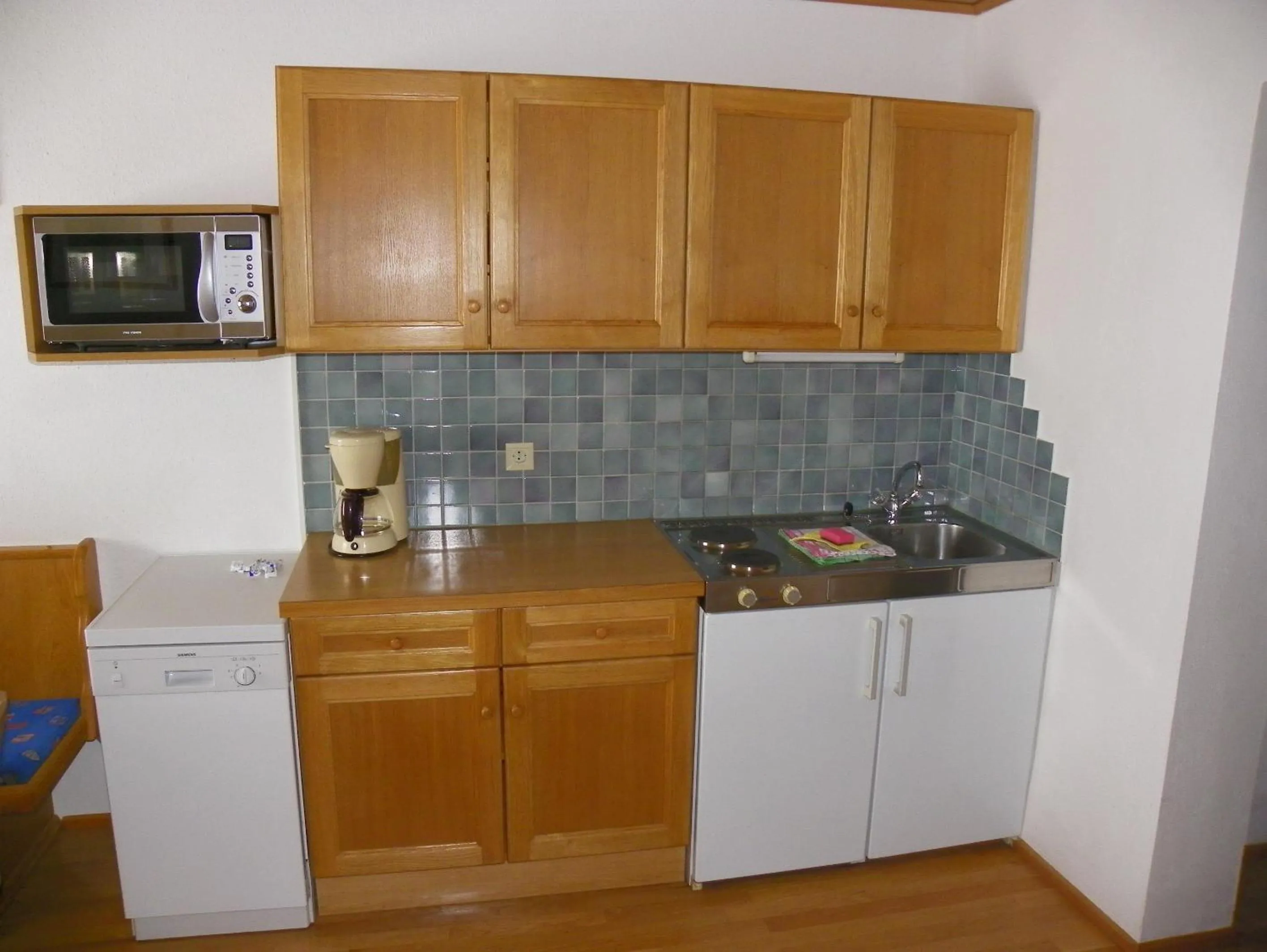 Kitchen or kitchenette in Ferienwohnung Ski-Hans