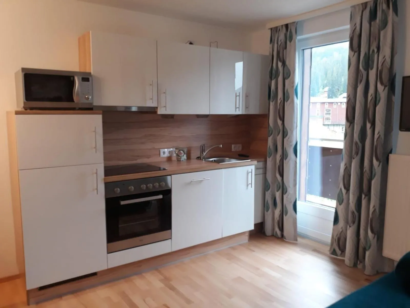 Kitchen or kitchenette in Ferienwohnung Ski-Hans