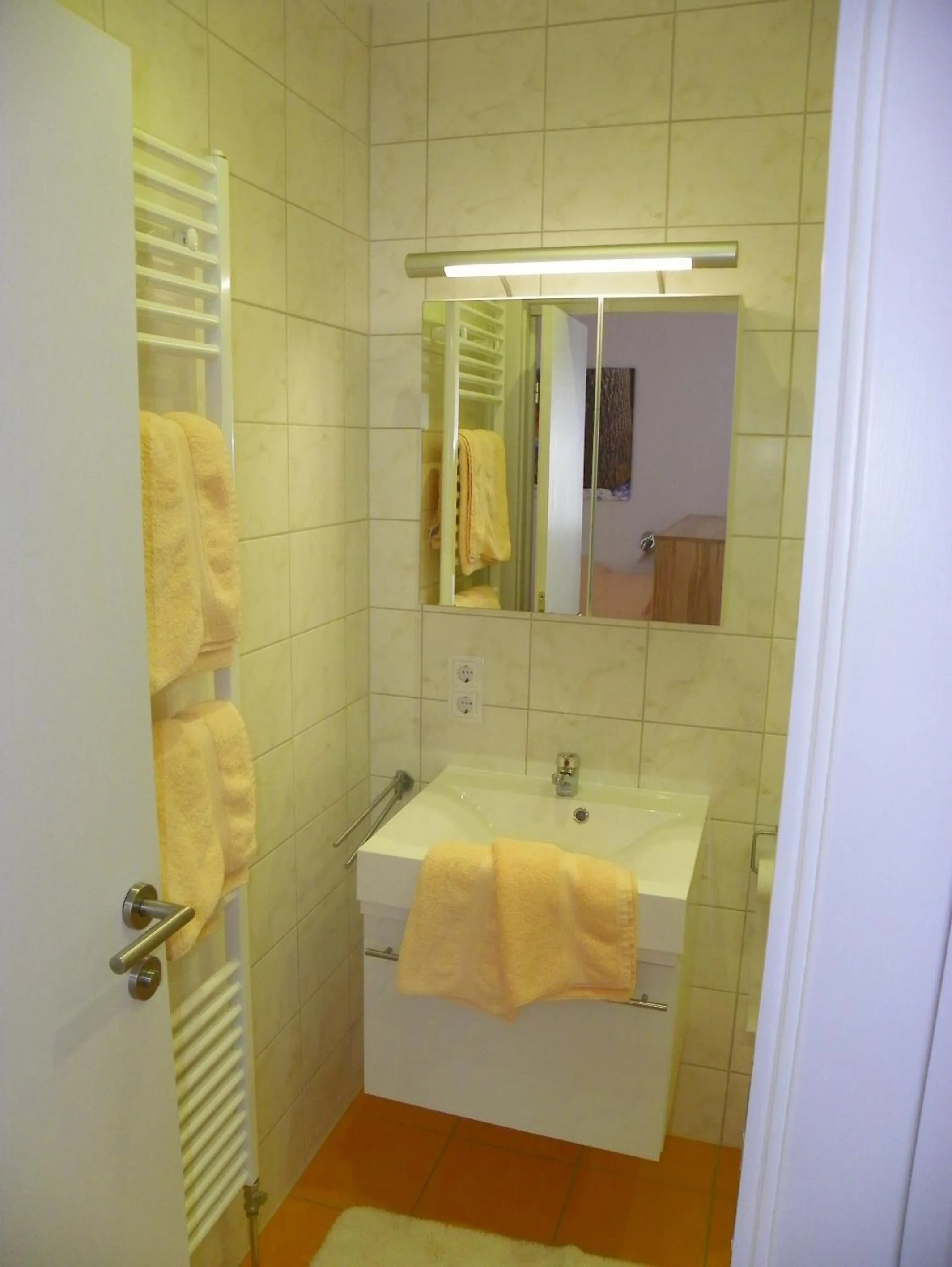 Bathroom in Ferienwohnung Ski-Hans