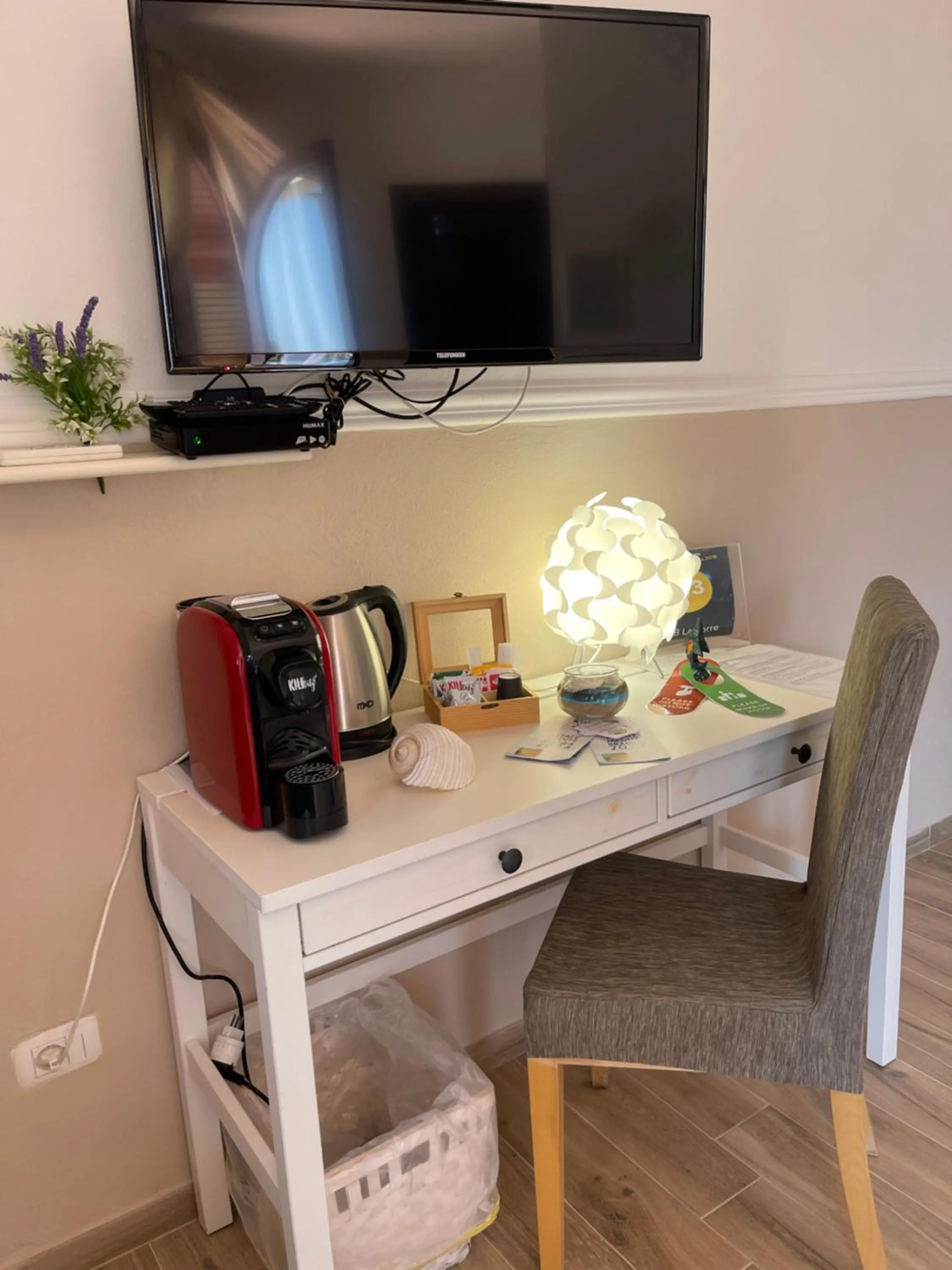 Coffee/tea facilities in B&B La Torre