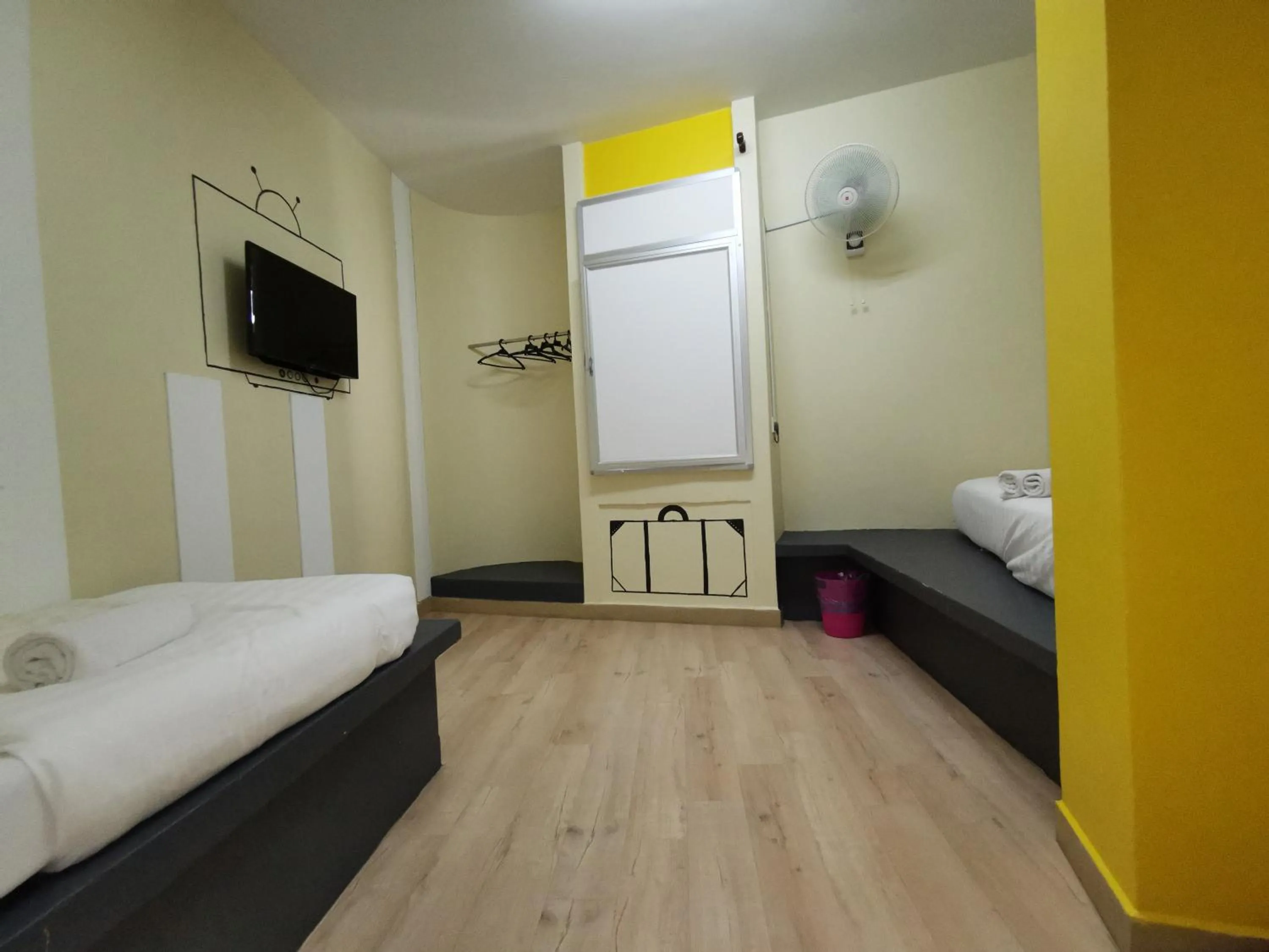 Bed in Abby by the river