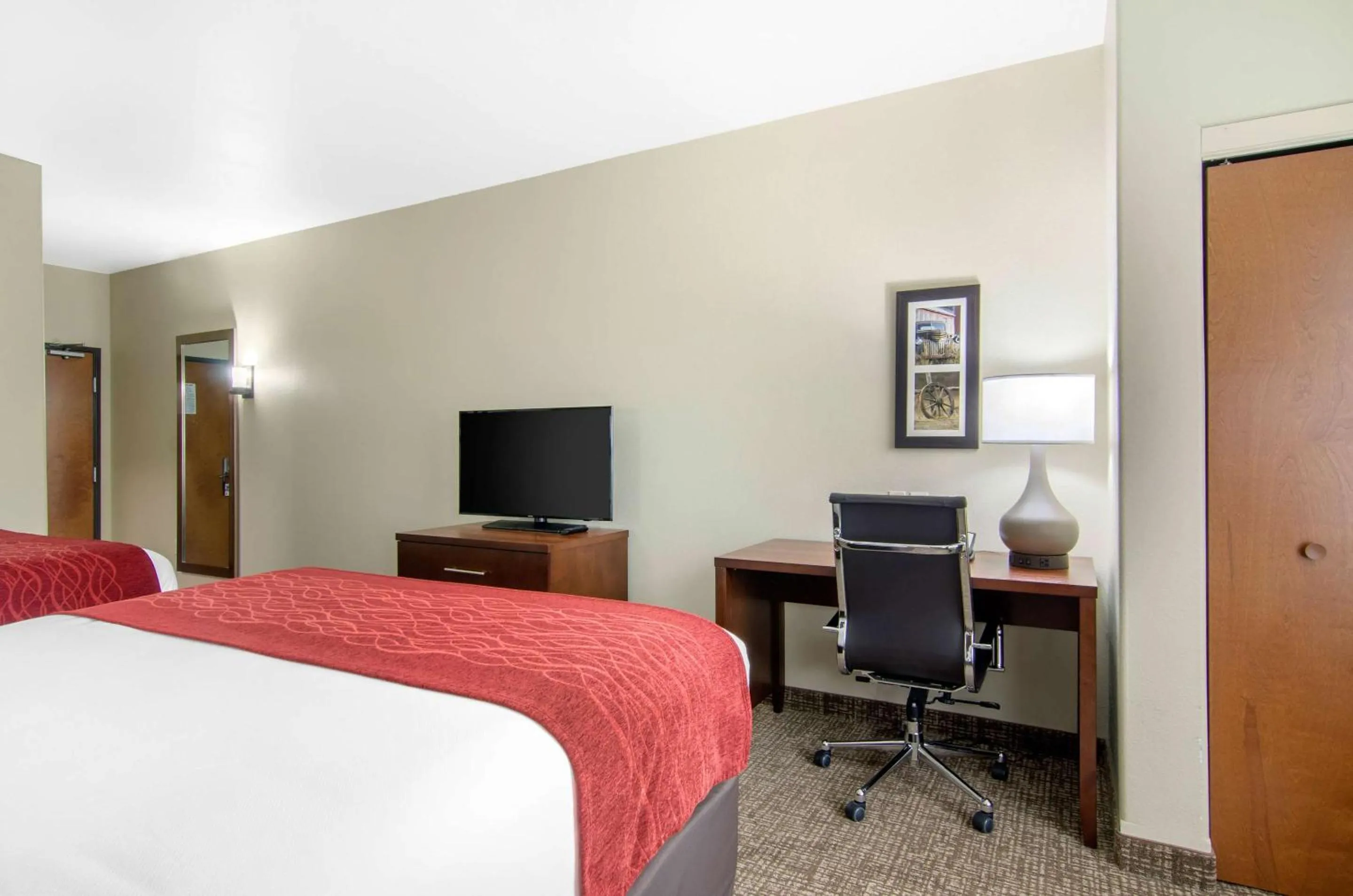Bedroom, Bed in Comfort Inn & Suites Shawnee - Kansas City