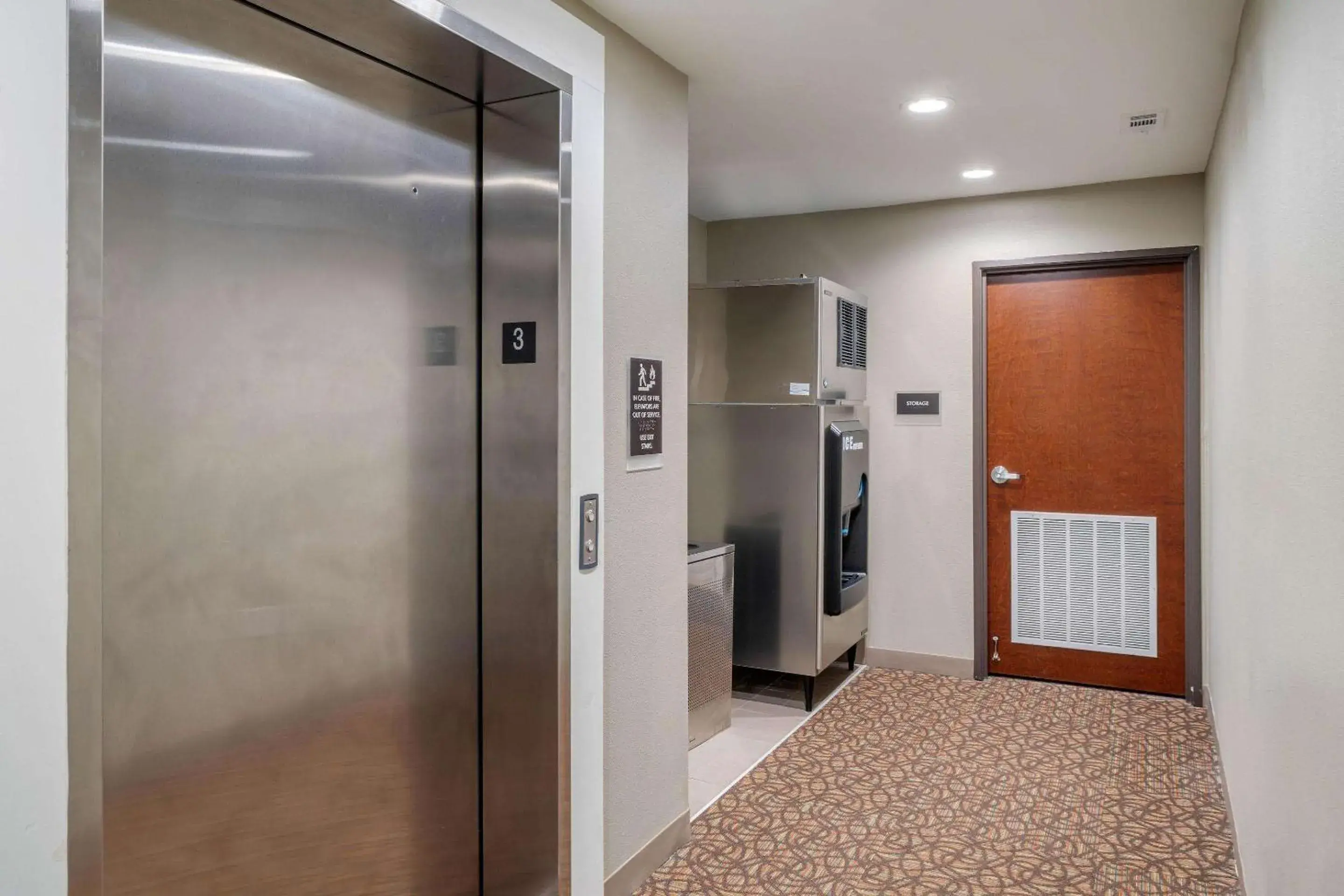 Lobby or reception in Sleep Inn & Suites near Westchase Lobby or reception in Sleep Inn & Suites near Westchase