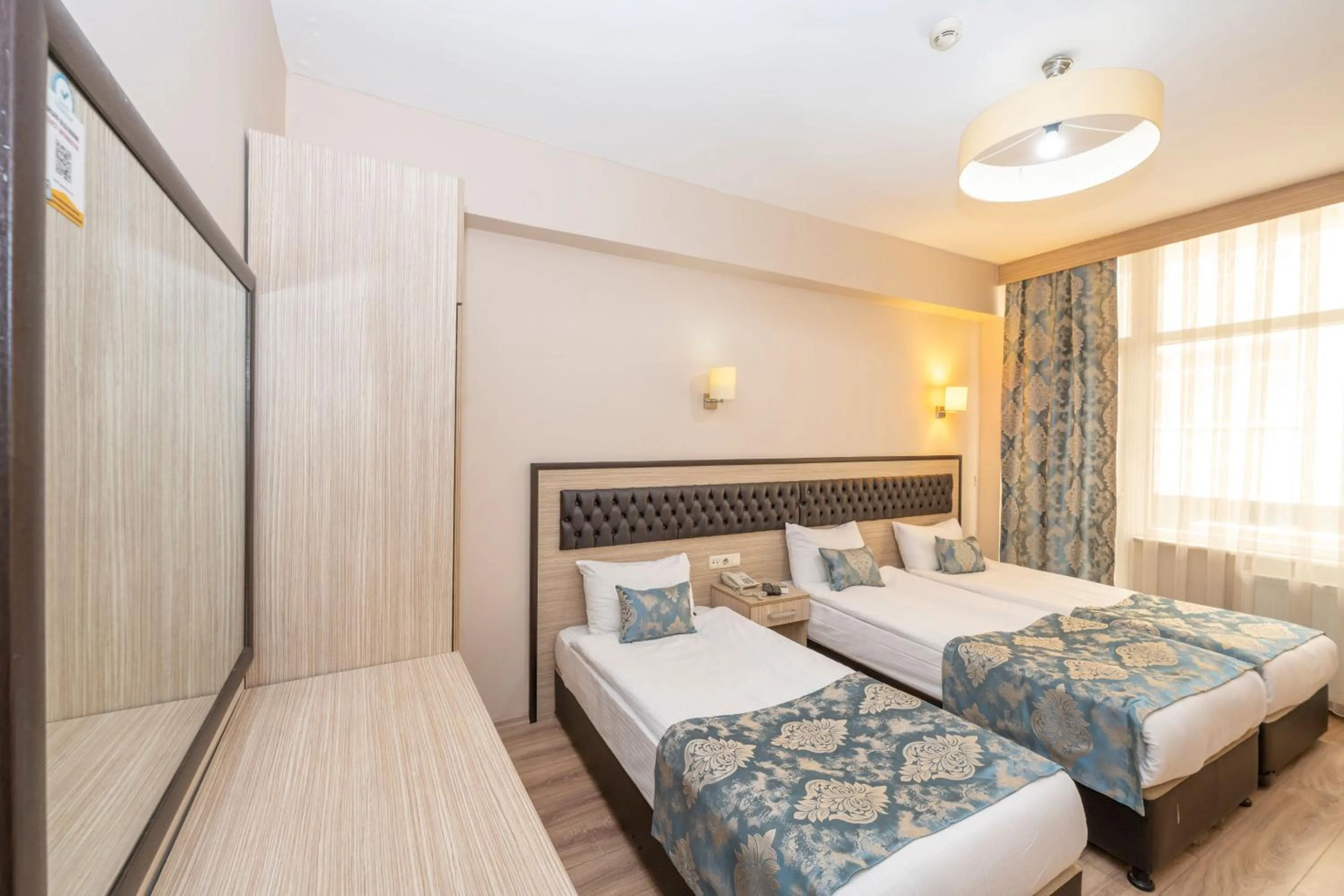 Photo of the whole room, Bed in Tugra Hotel