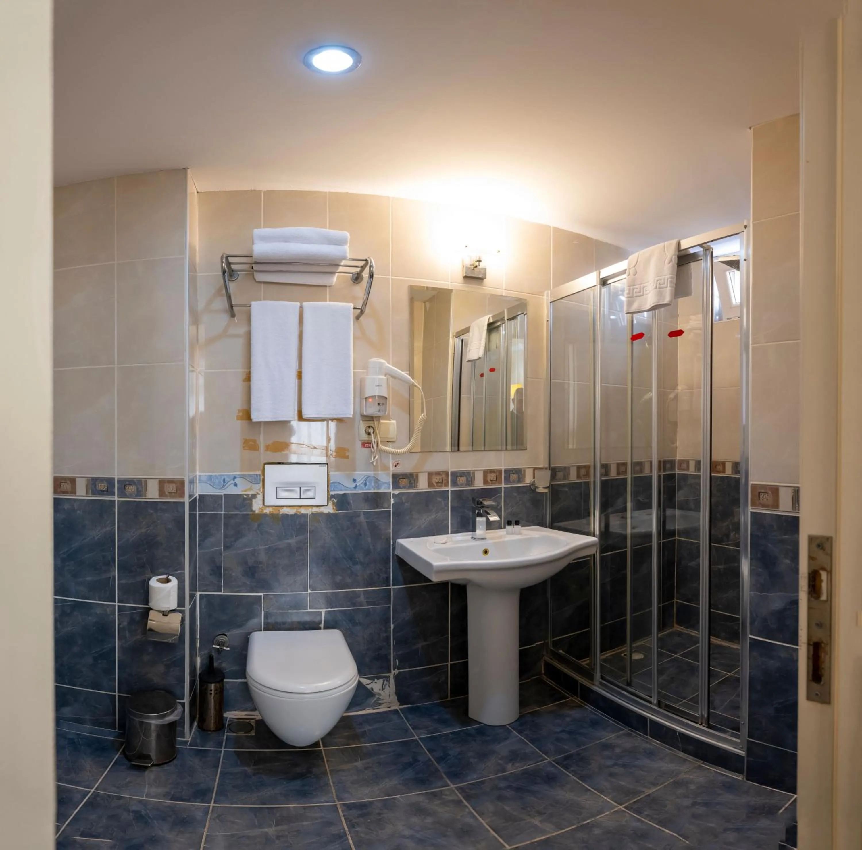 Bathroom in Tugra Hotel