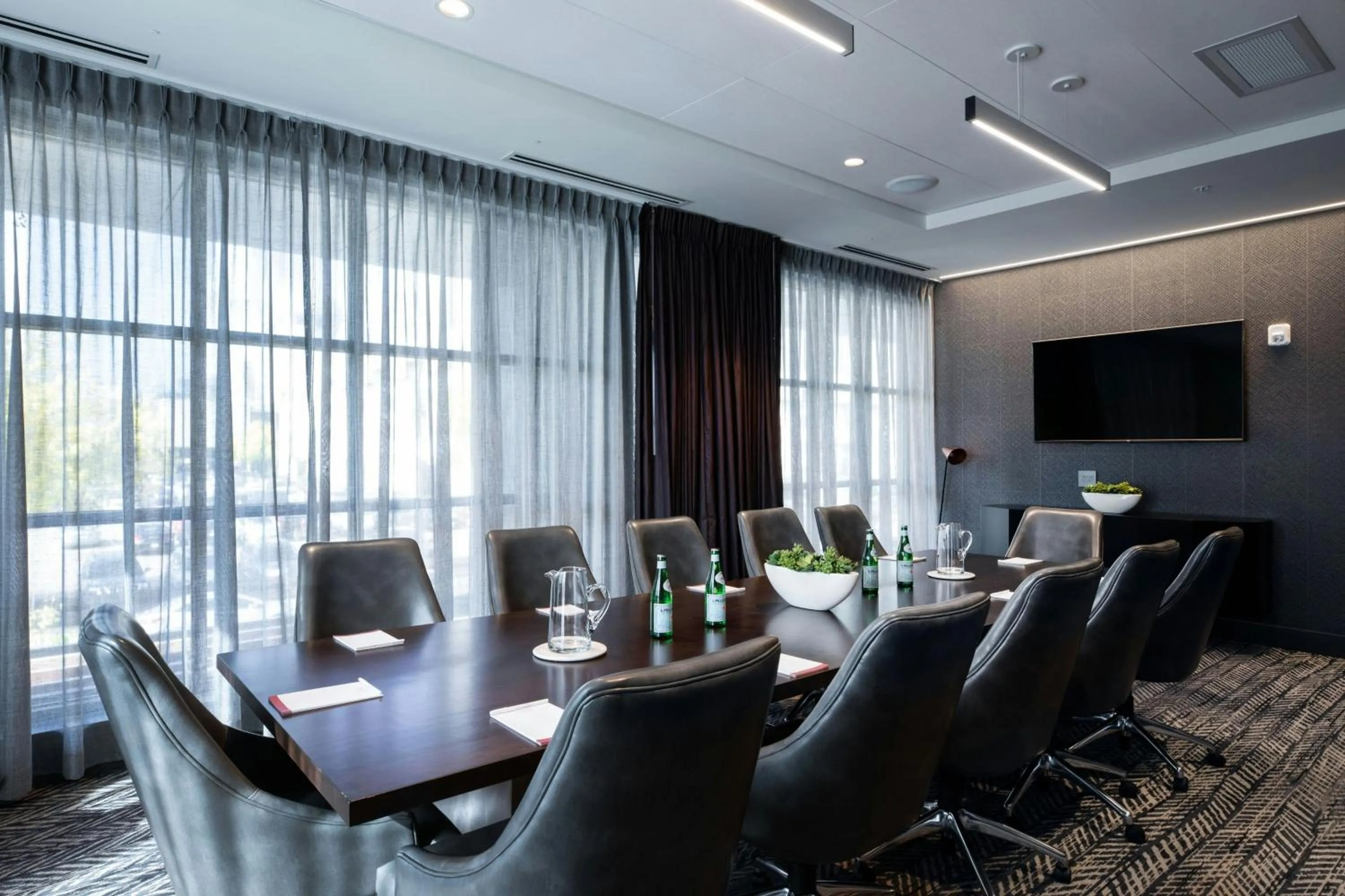 Meeting/conference room in Elliot Park Hotel, Autograph Collection