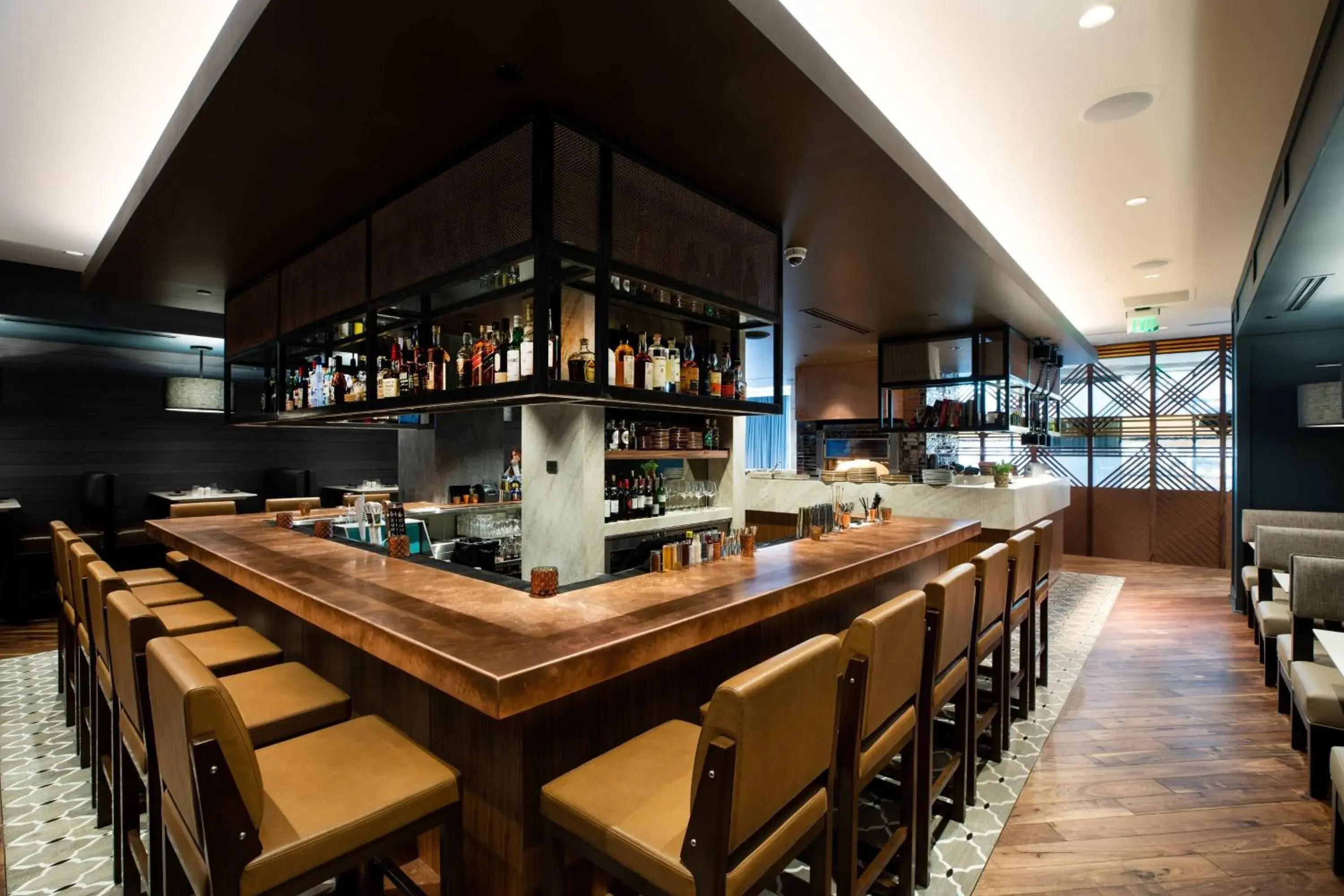 Lounge or bar in Elliot Park Hotel, Autograph Collection Lounge or bar in Elliot Park Hotel, Autograph Collection