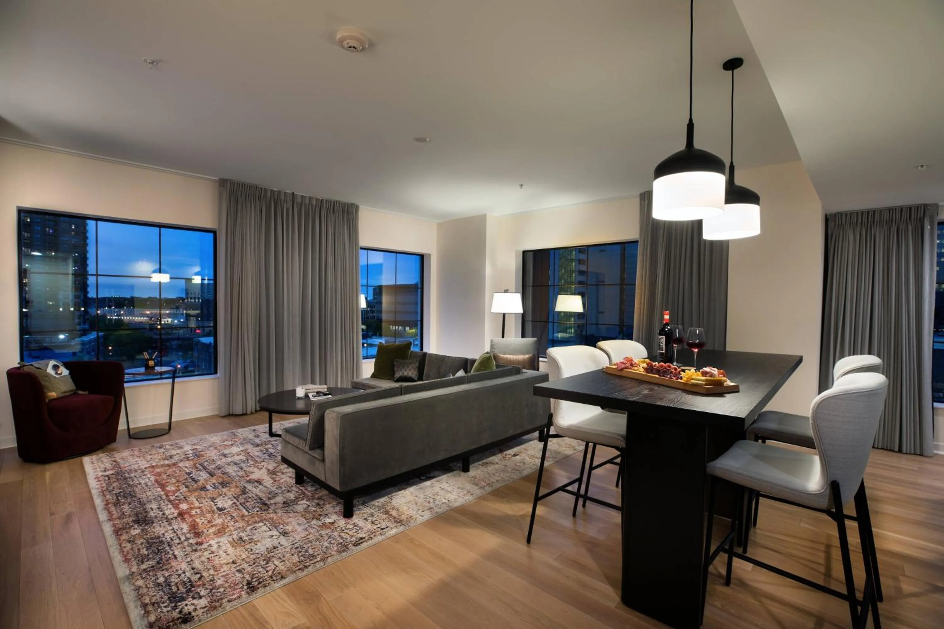 Photo of the whole room in Elliot Park Hotel, Autograph Collection