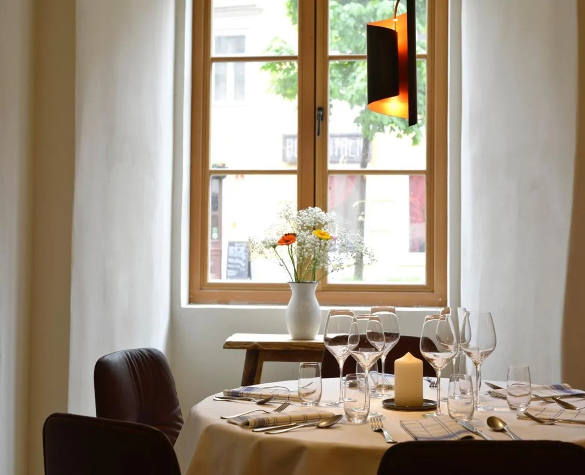 Restaurant/places to eat in Hotel Maribor & Garden Rooms