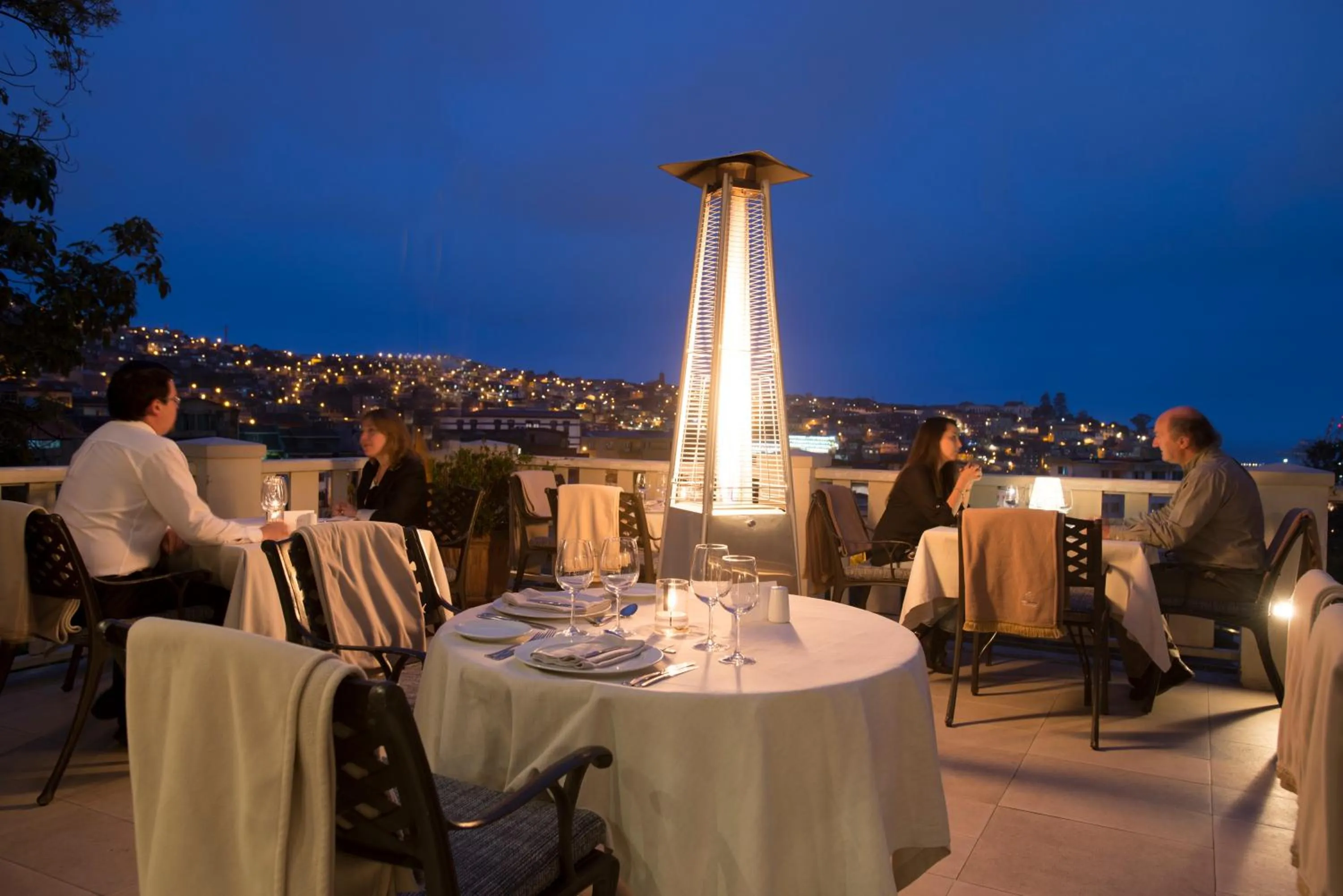 Restaurant/places to eat in Hotel Casa Higueras