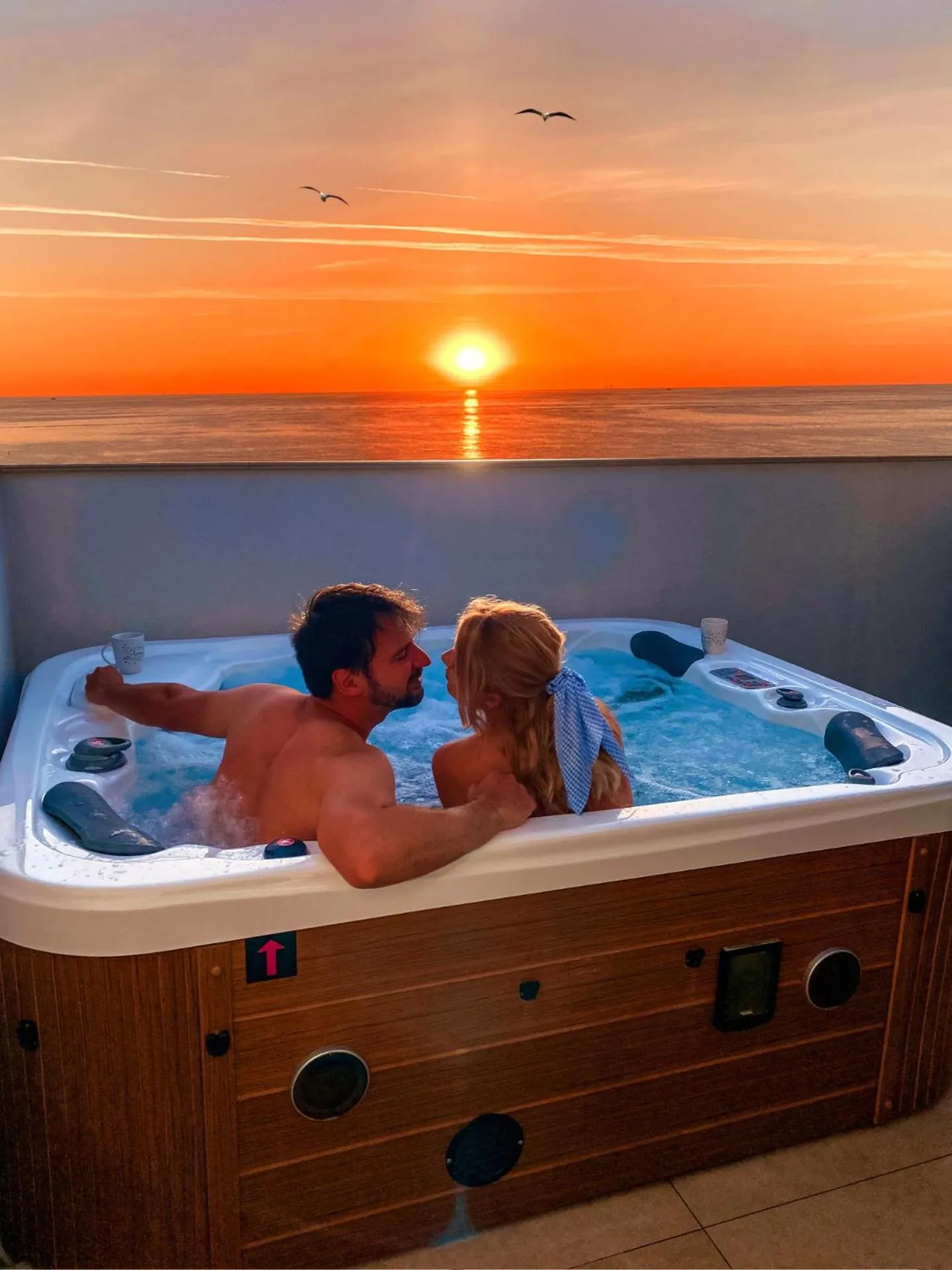 Hot Tub in You & Me Beach Hotel