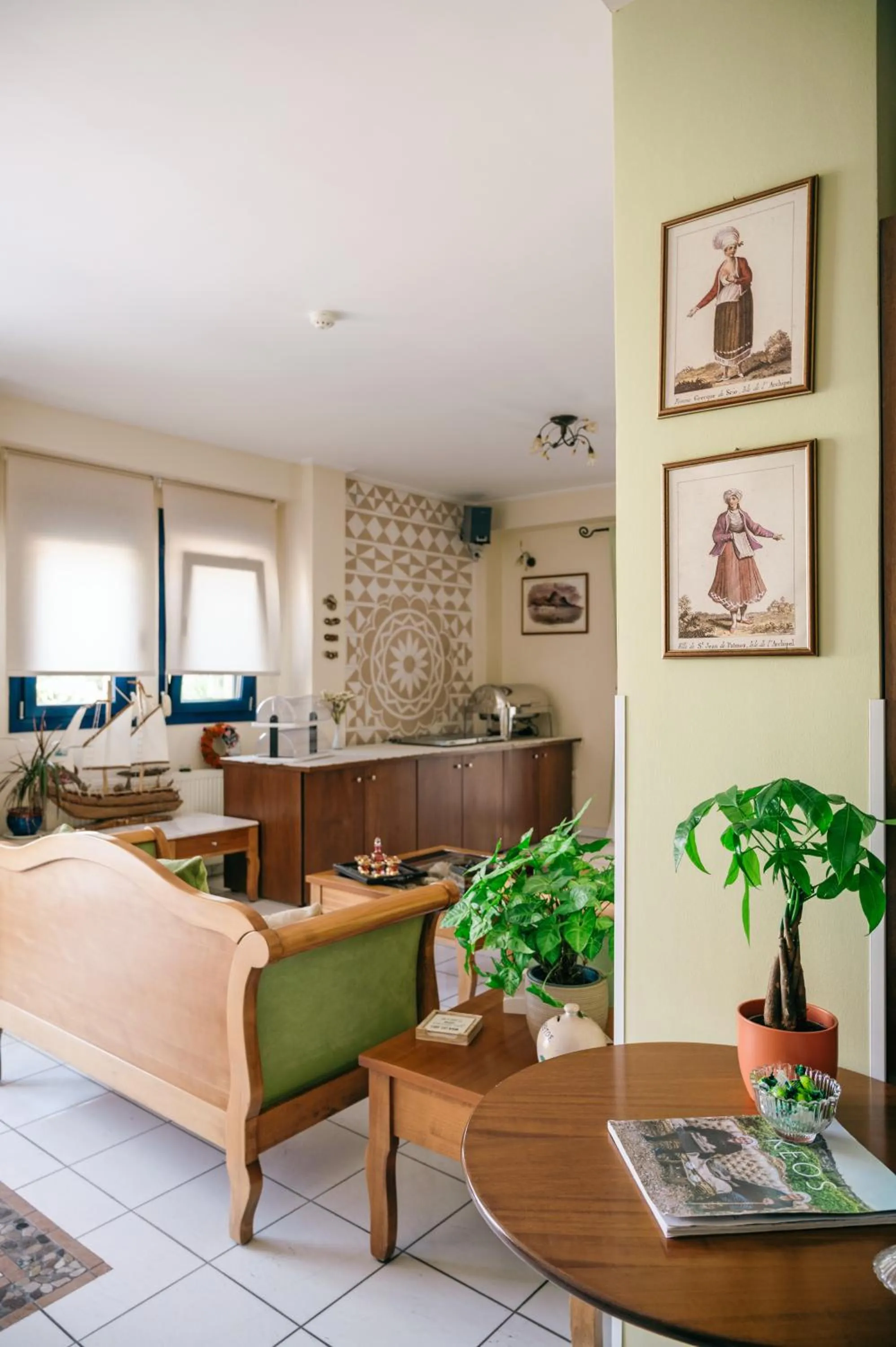 Living room in Emporios Bay Hotel Chios