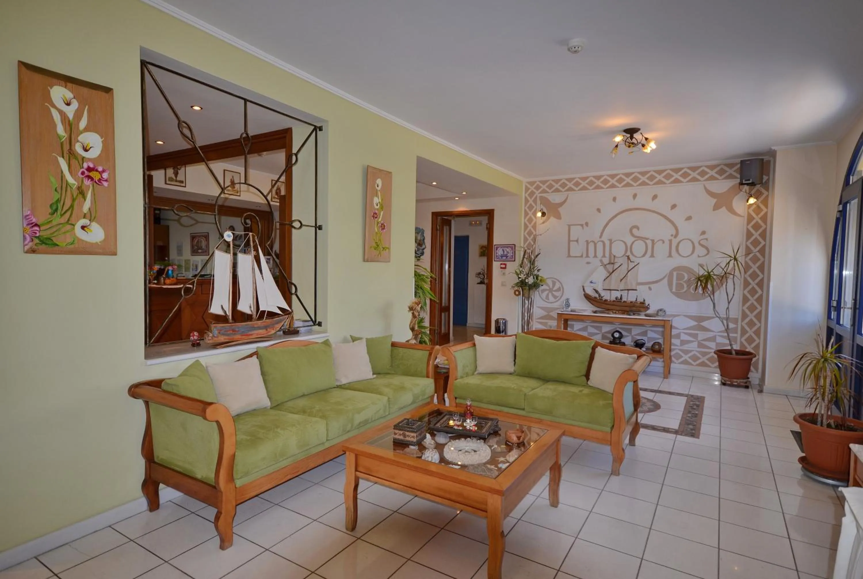 Living room in Emporios Bay Hotel Chios