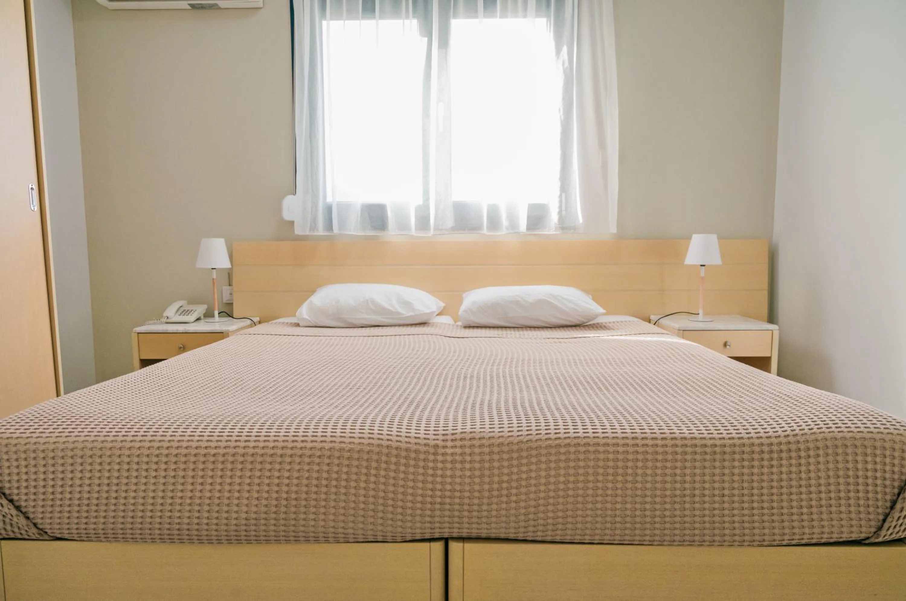 Bed in Emporios Bay Hotel Chios