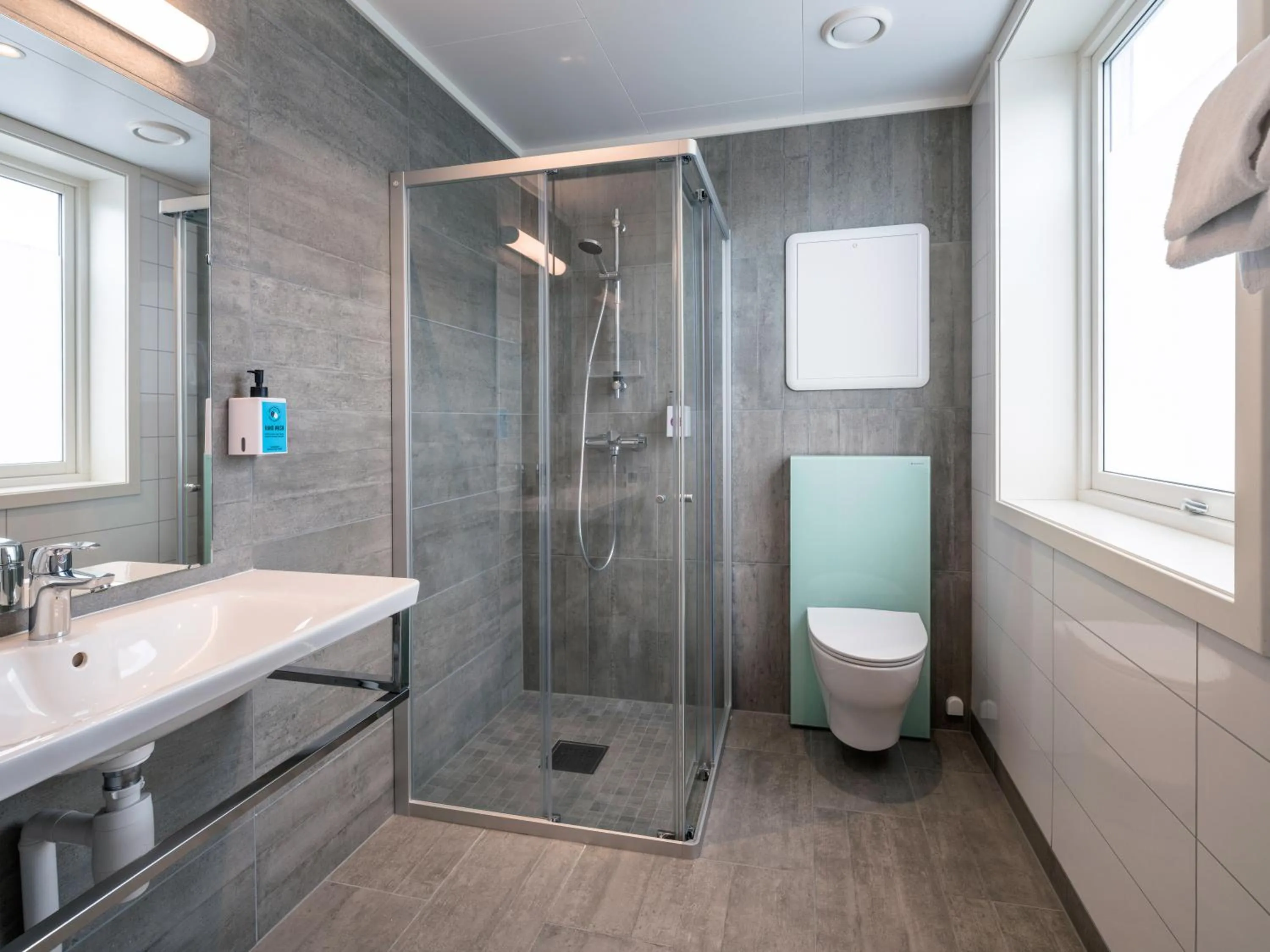 Shower in Comfort Hotel Finnsnes