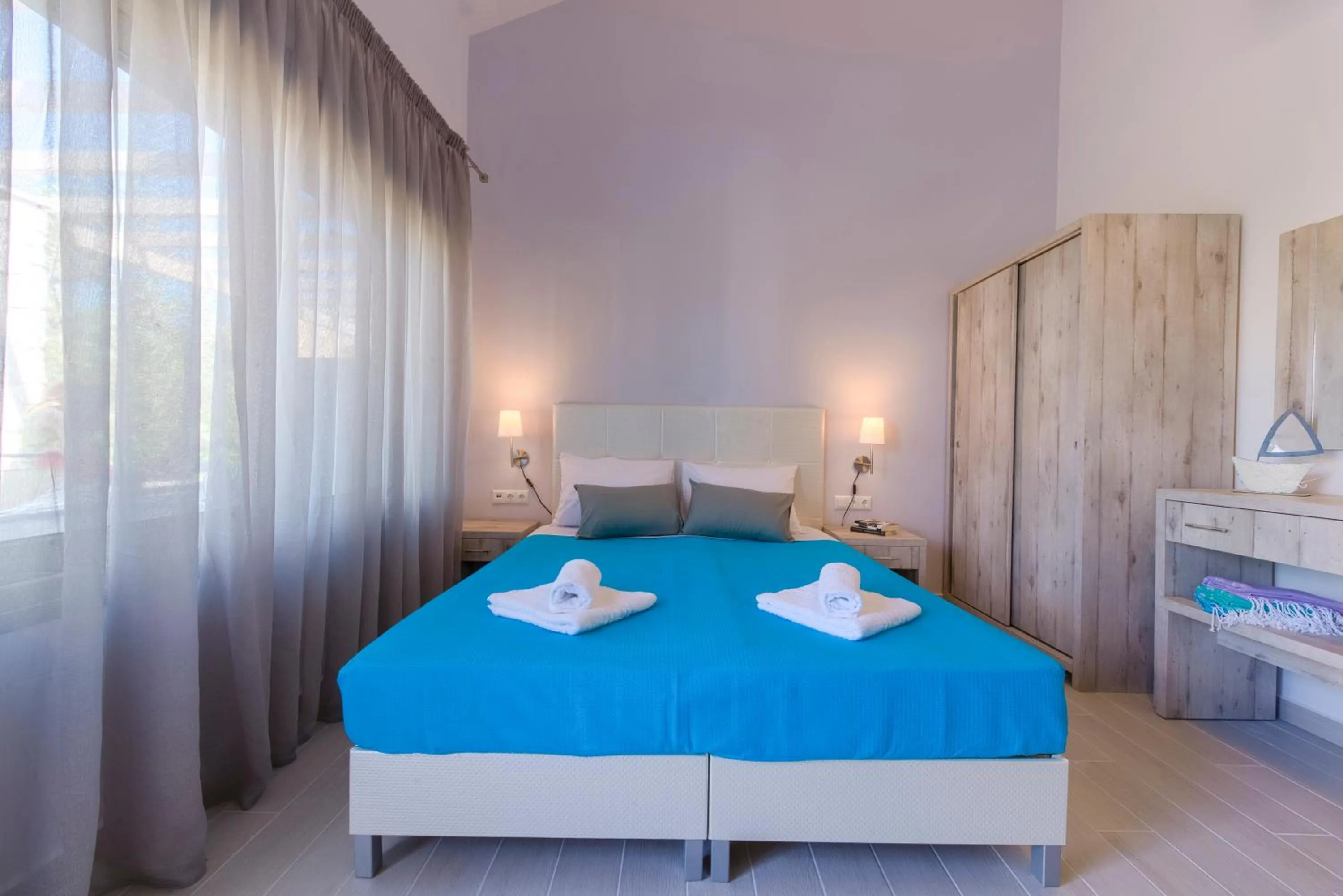 Bed in Terra di Olive Thassos