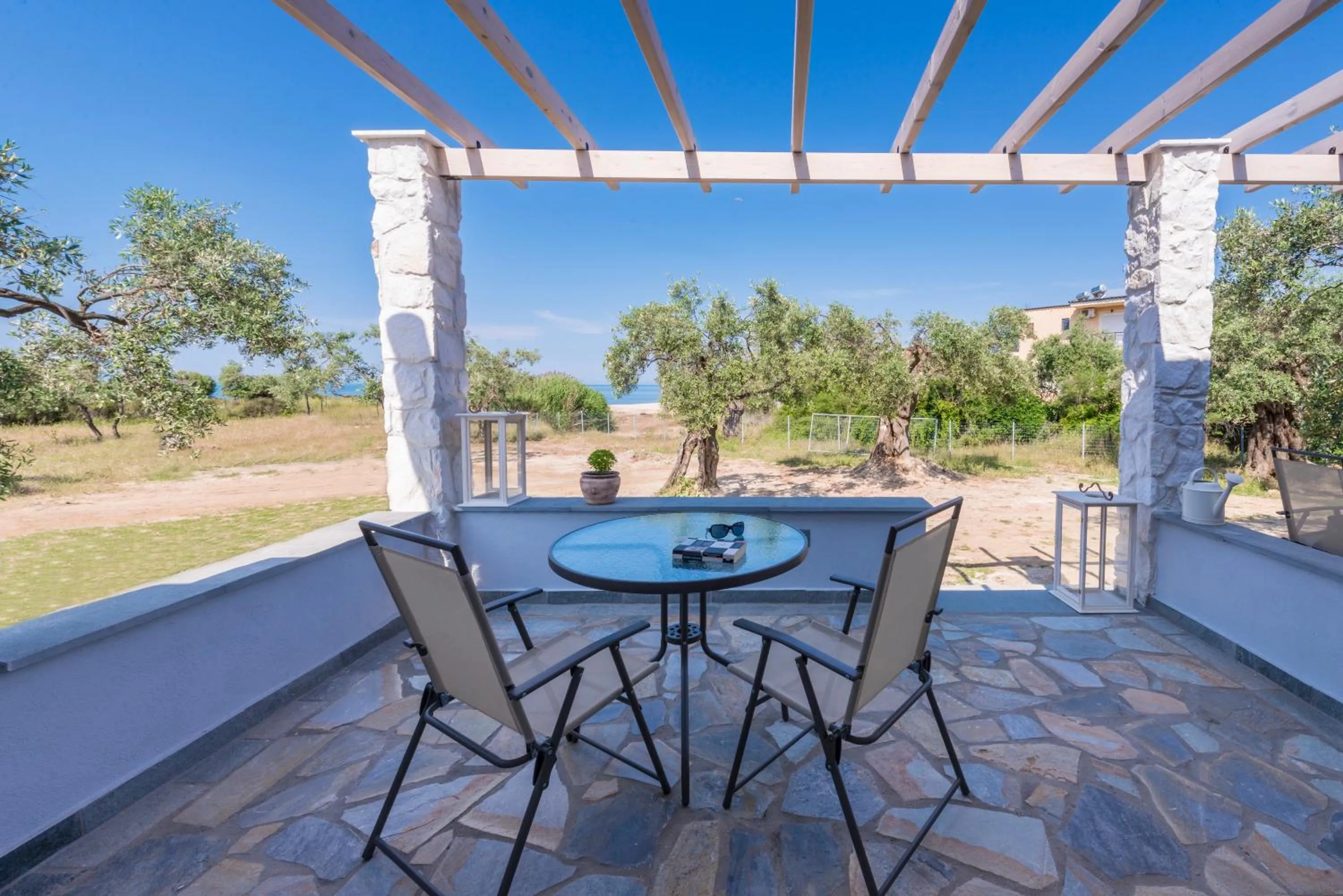 Patio in Terra di Olive Thassos