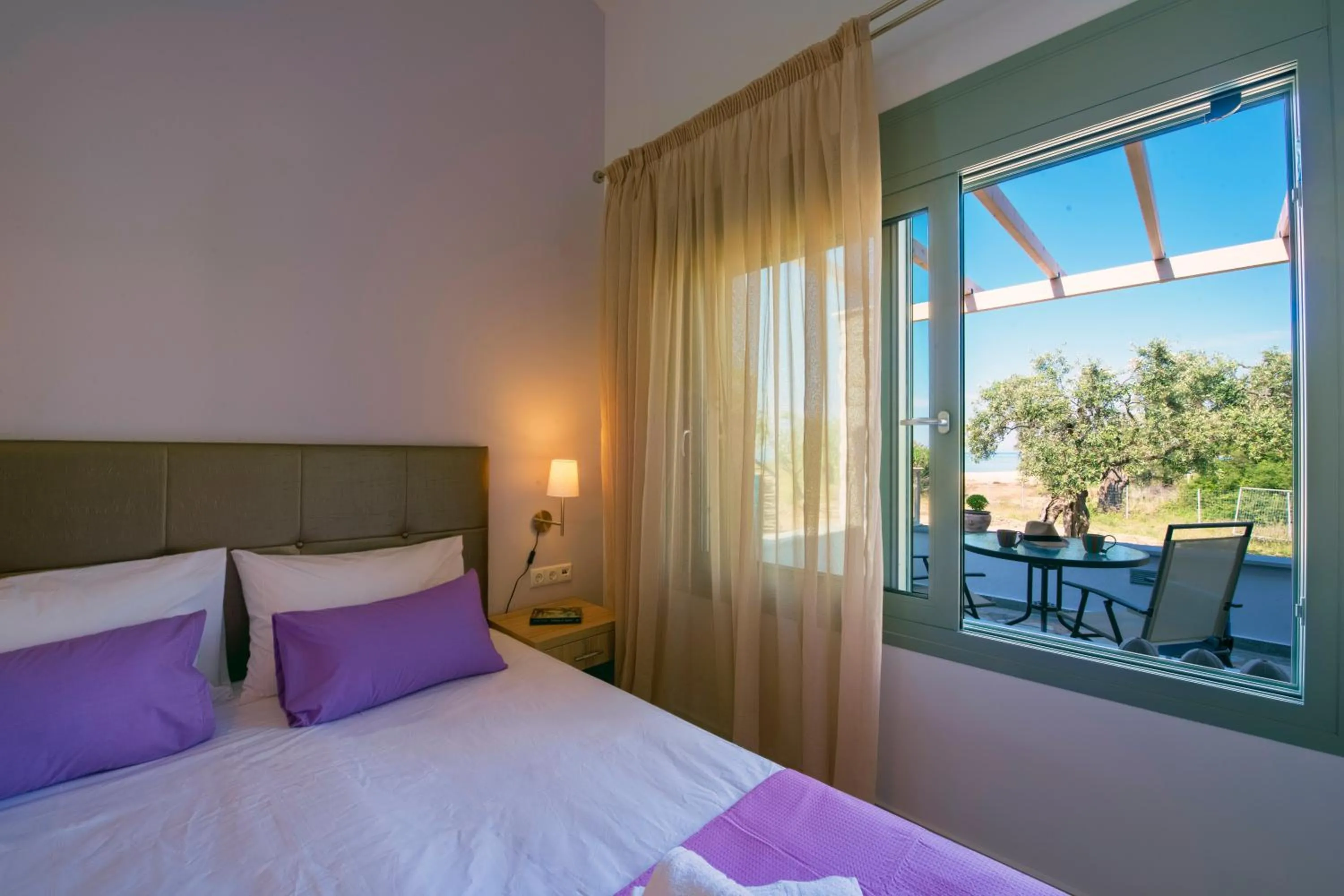 Bed in Terra di Olive Thassos