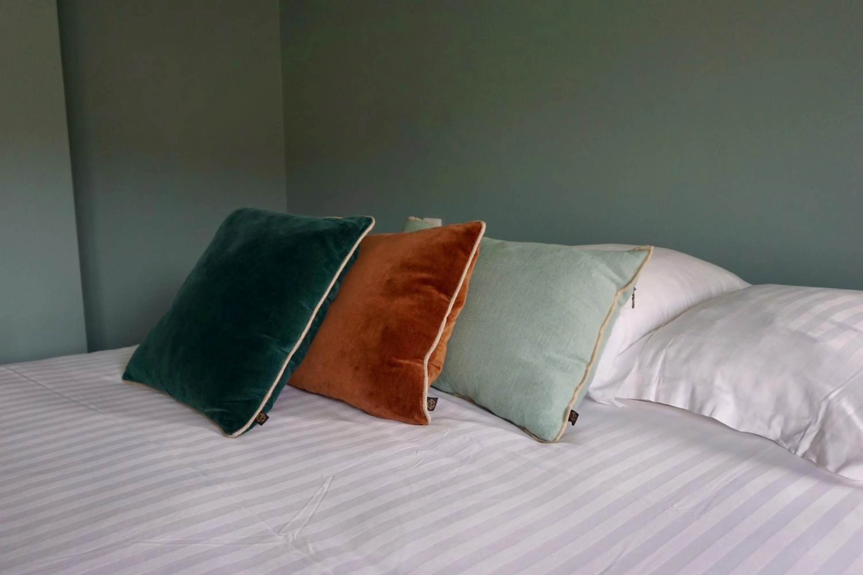 Bed in Hôtel Les Bains