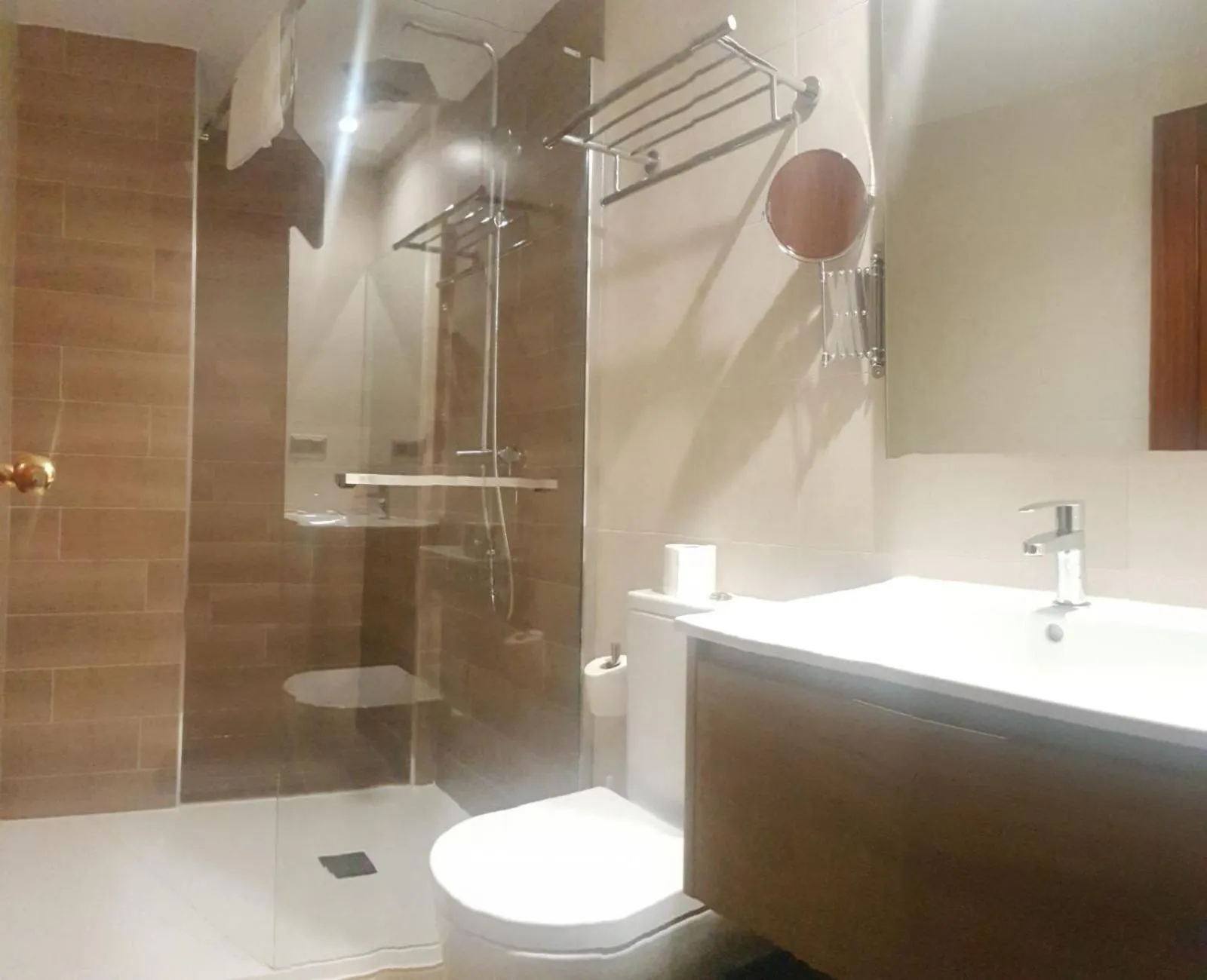 Shower in Apartamentos Atlántico Resort