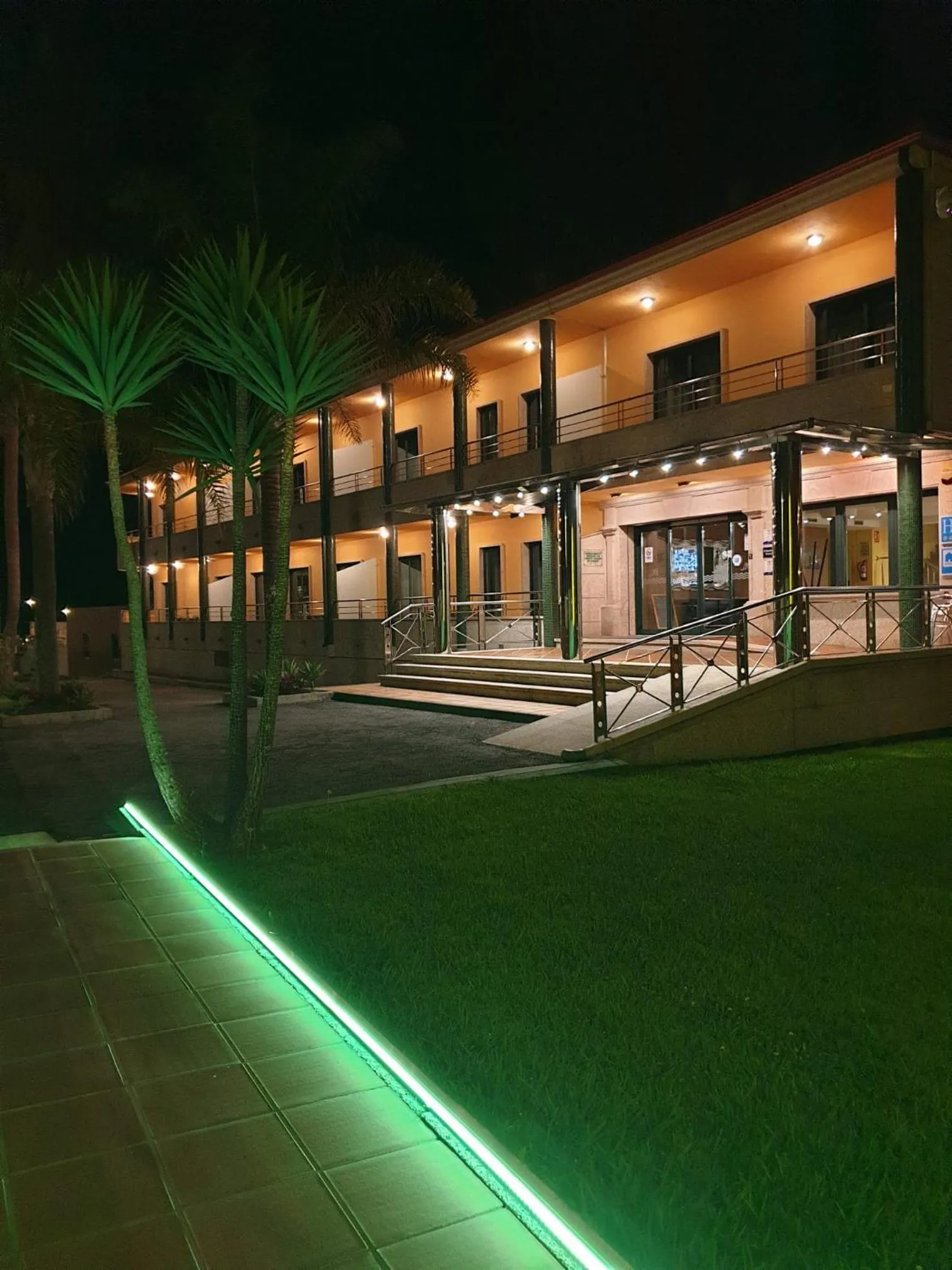 Property building in Apartamentos Atlántico Resort