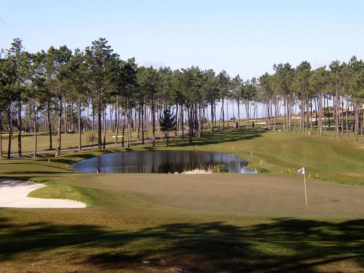 Golfcourse in Apartamentos Atlántico Resort