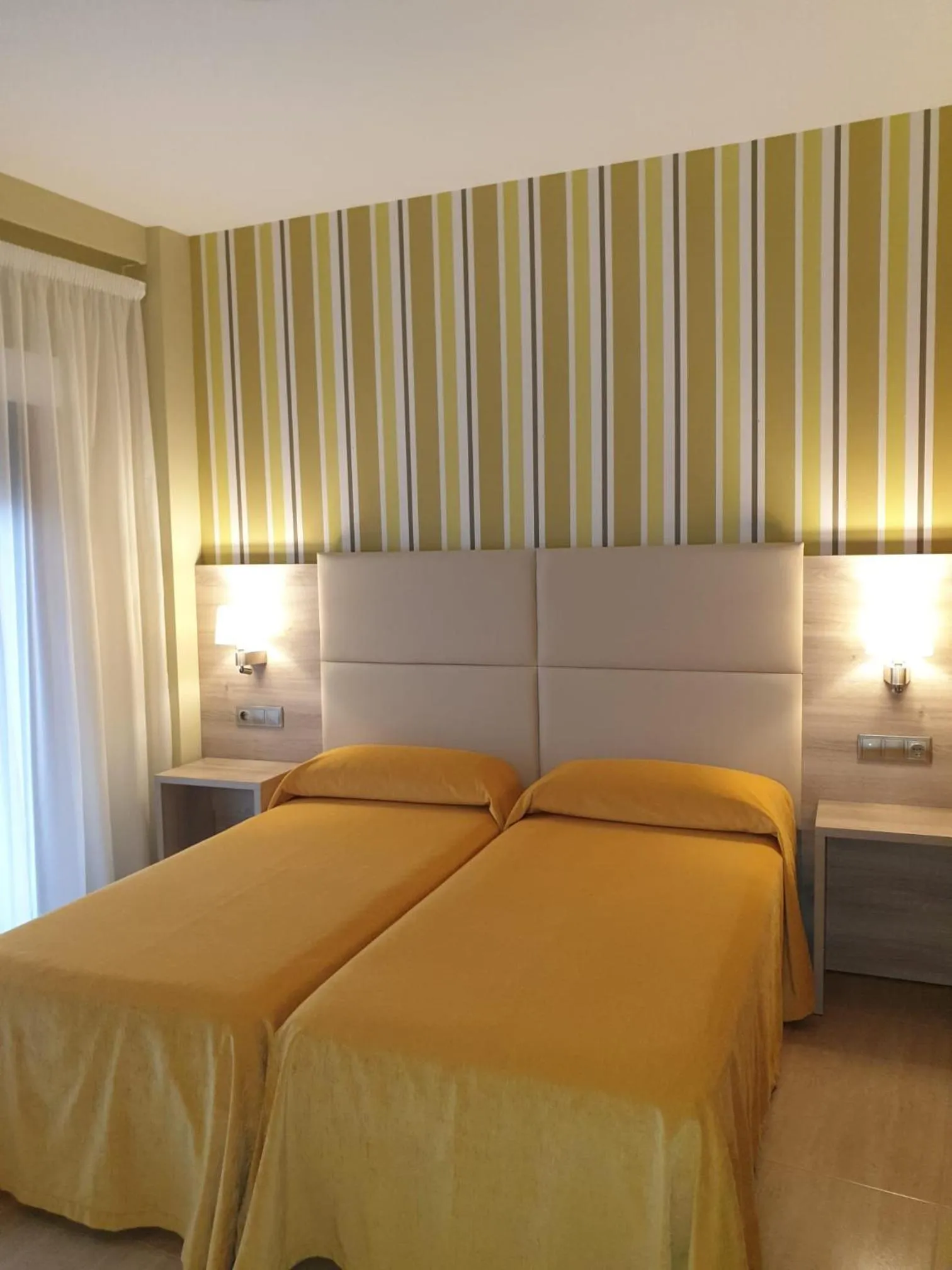 Bed in Apartamentos Atlántico Resort