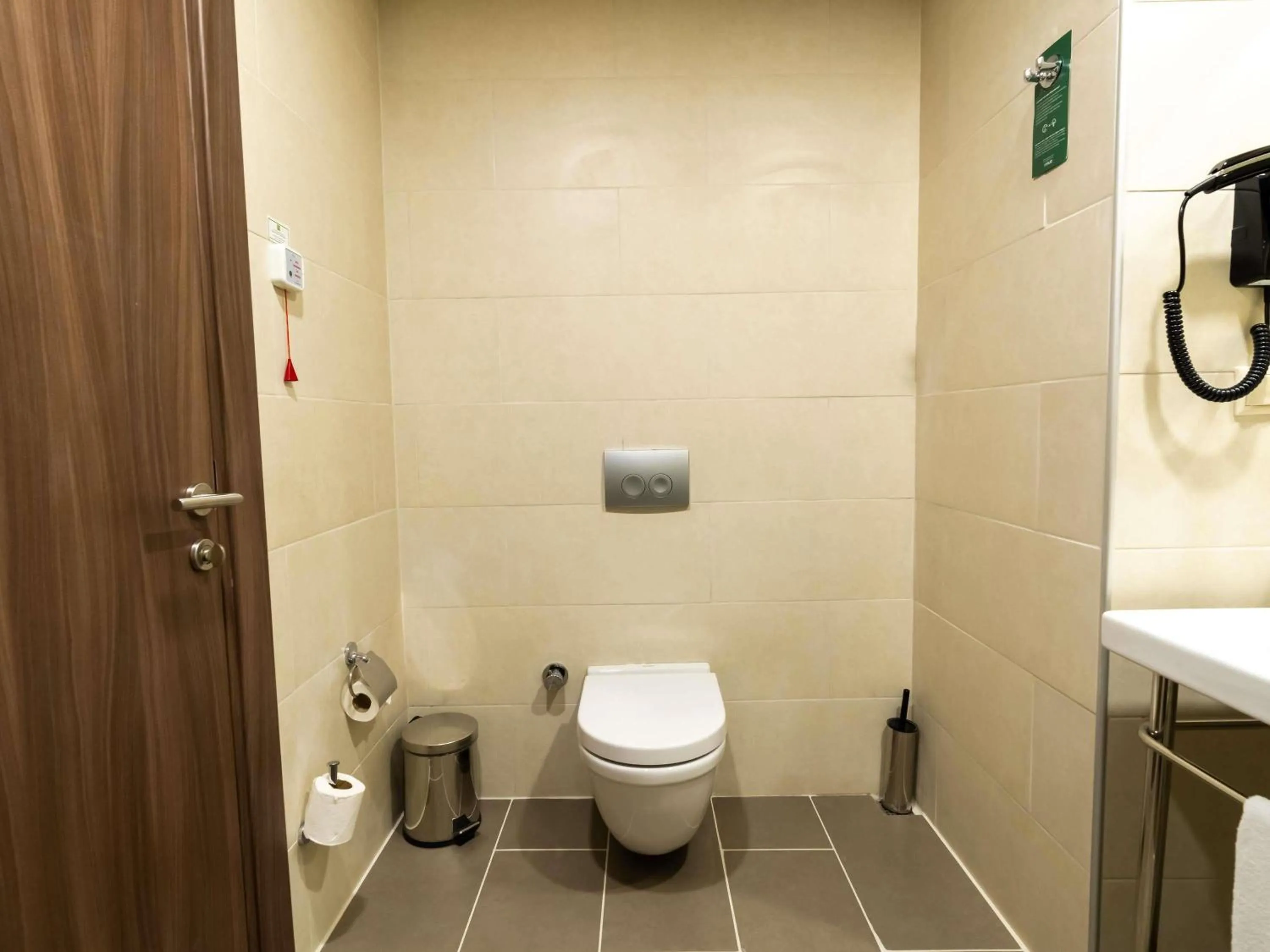 Bedroom in ibis Styles Istanbul Bomonti