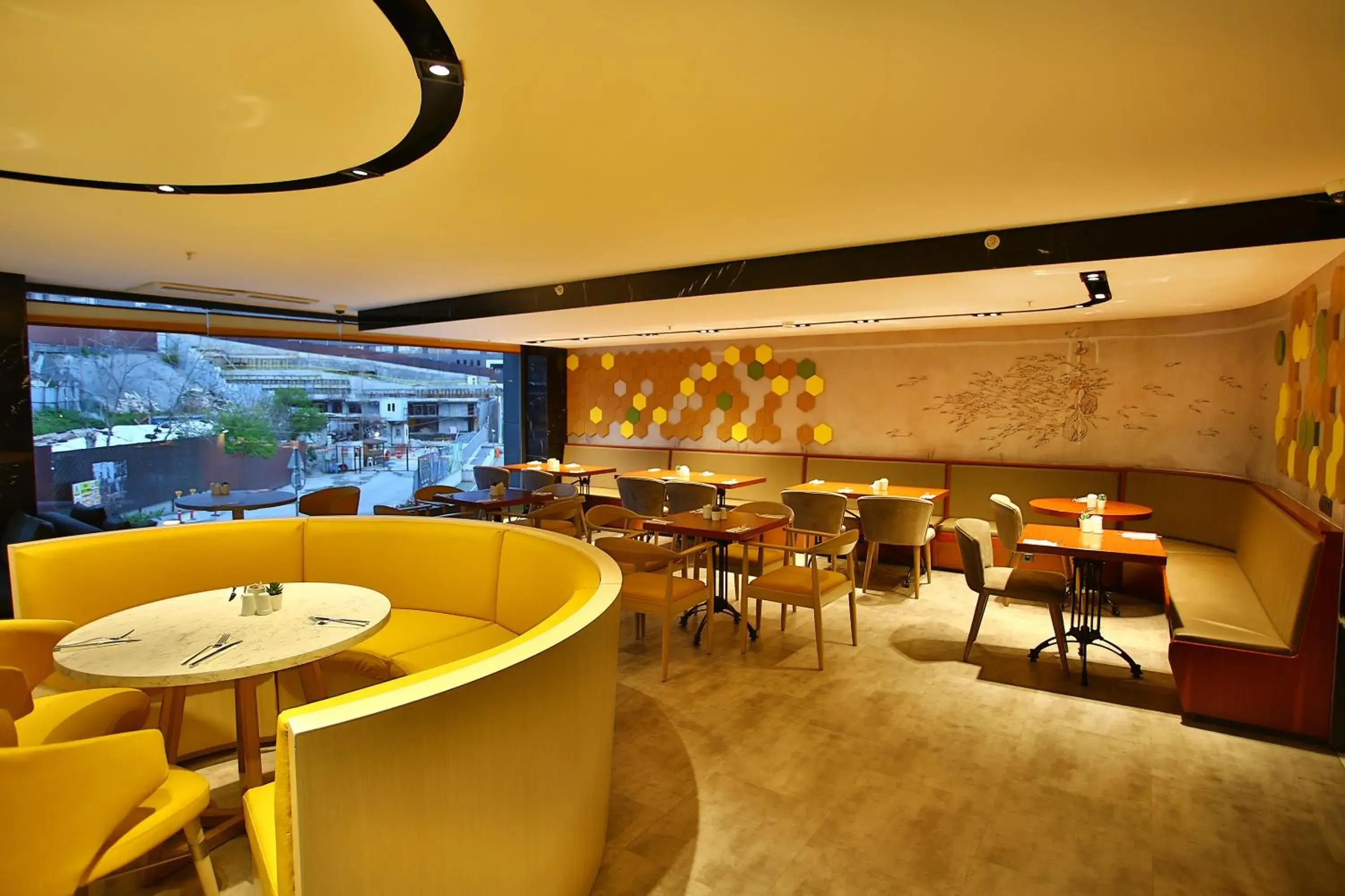 Restaurant/places to eat in ibis Styles Istanbul Bomonti Restaurant/places to eat in ibis Styles Istanbul Bomonti