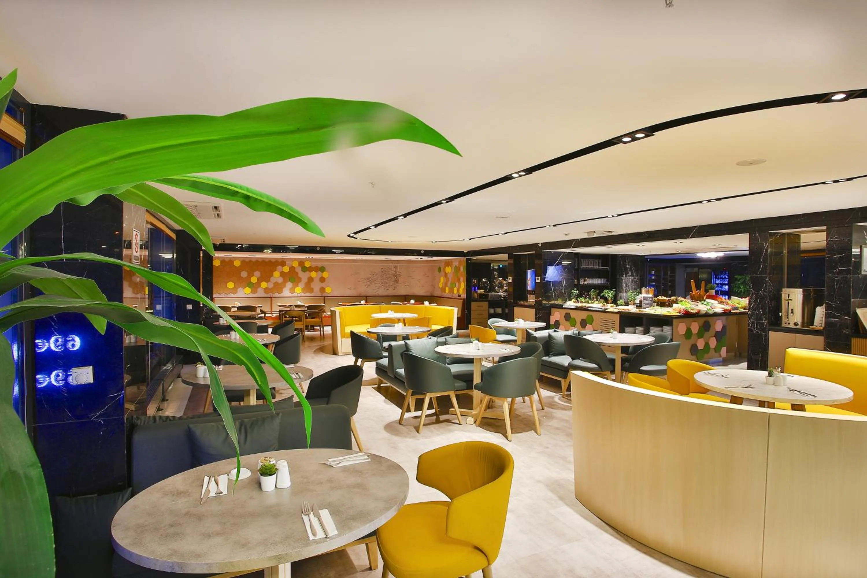 Restaurant/places to eat in ibis Styles Istanbul Bomonti