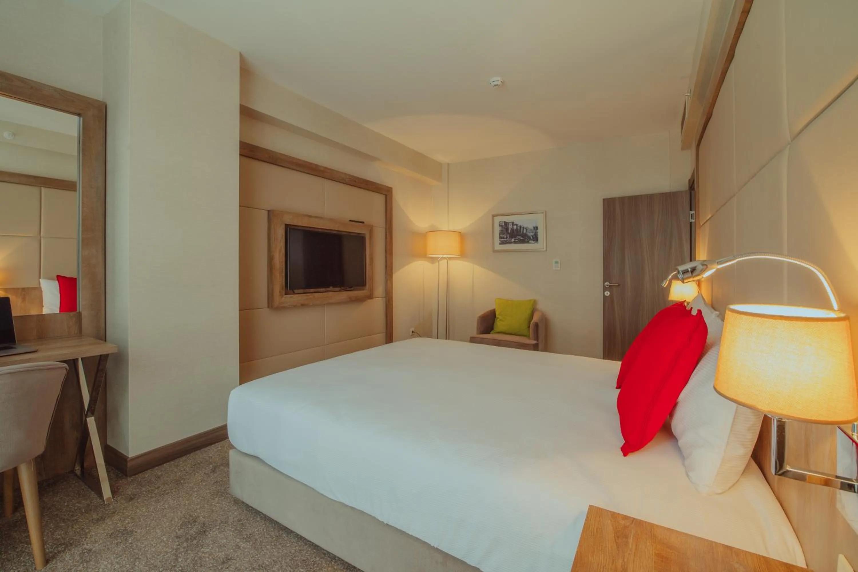 Bedroom, Bed in ibis Styles Istanbul Bomonti