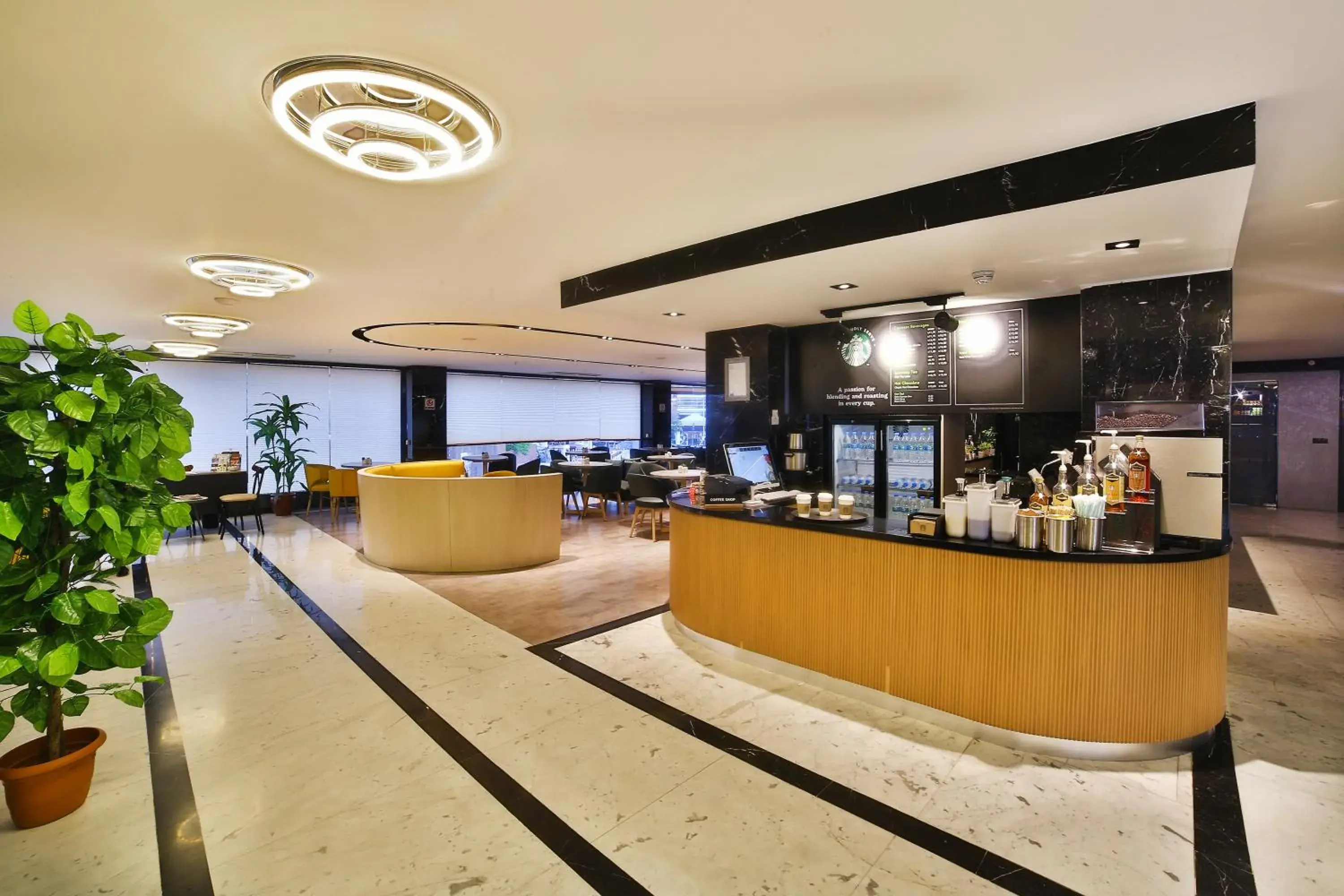 Lounge or bar in ibis Styles Istanbul Bomonti Lounge or bar in ibis Styles Istanbul Bomonti