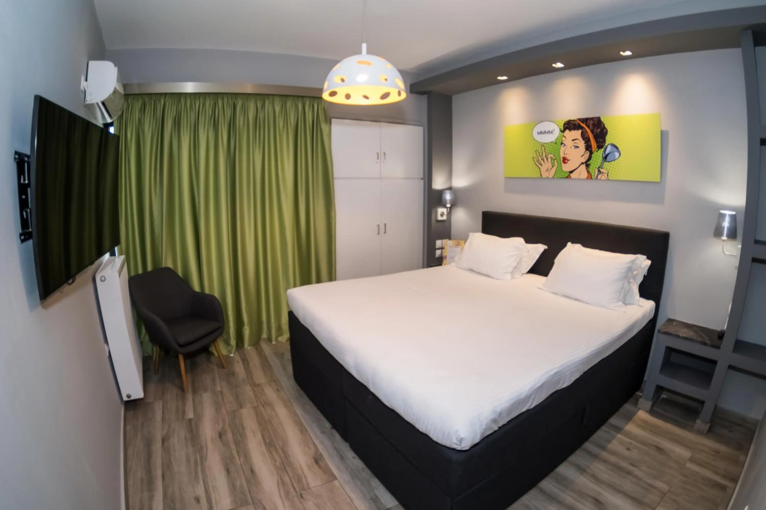 TV and multimedia, Bed in Connect Studios & Apartments