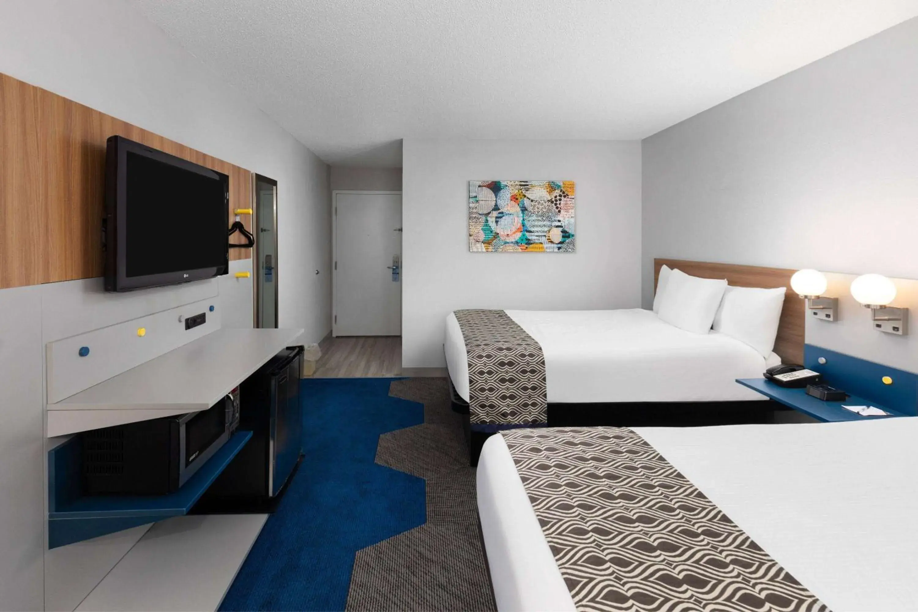 Photo of the whole room, Bed in Microtel Inn Bowling Green Photo of the whole room, Bed in Microtel Inn Bowling Green