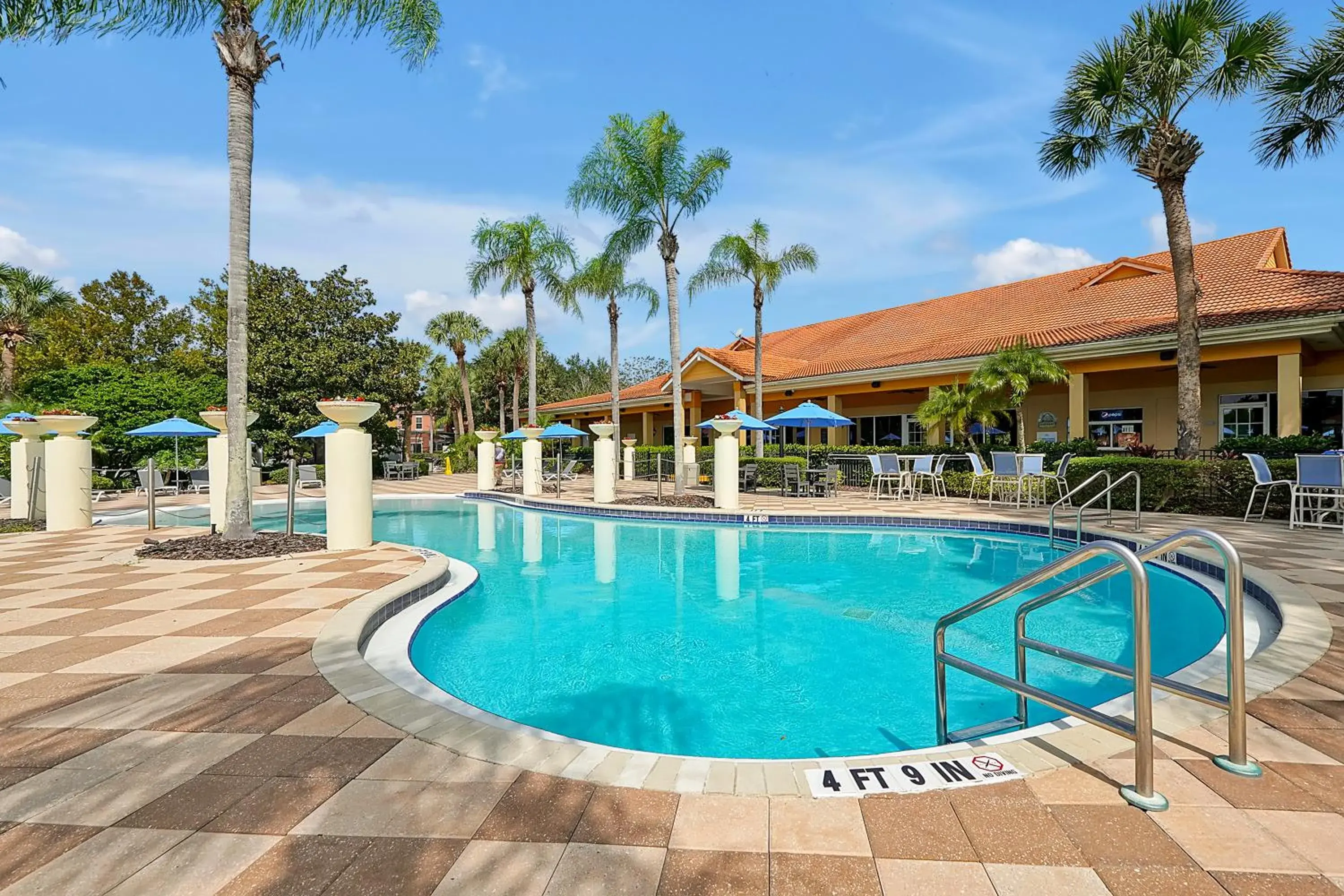 Property building in Encantada Resort Vacation Townhomes by IDILIQ Property building in Encantada Resort Vacation Townhomes by IDILIQ